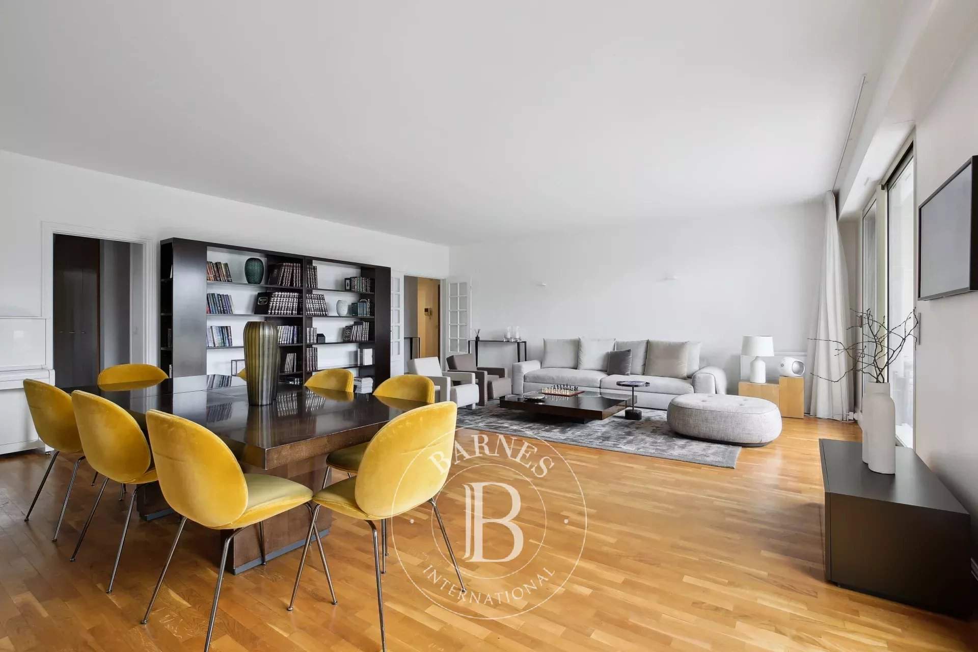 Neuilly-sur-Seine  - Apartment 3 Bedrooms - picture 4