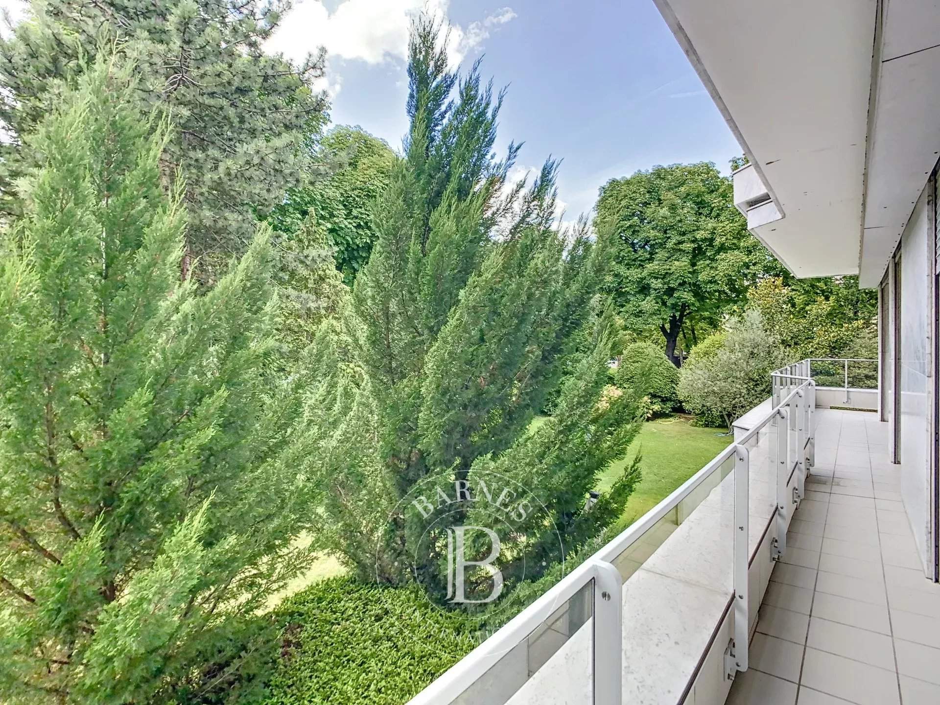 Neuilly-sur-Seine  - Apartment 3 Bedrooms - picture 9