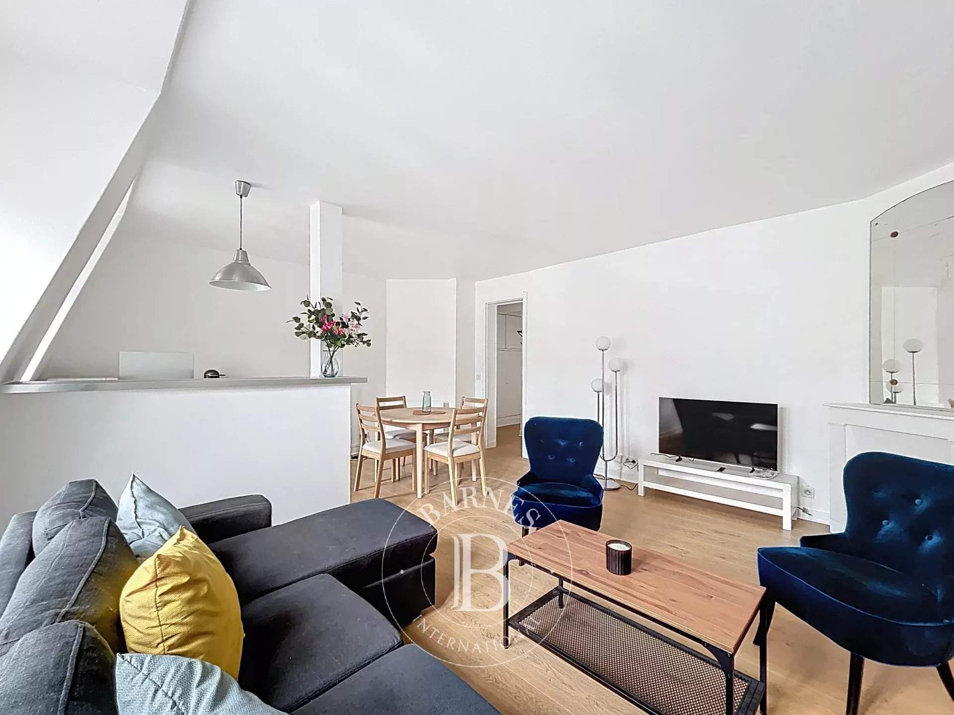 Neuilly-sur-Seine  - Appartement 2 Pi&egrave;ces, 1 Chambre - picture 2