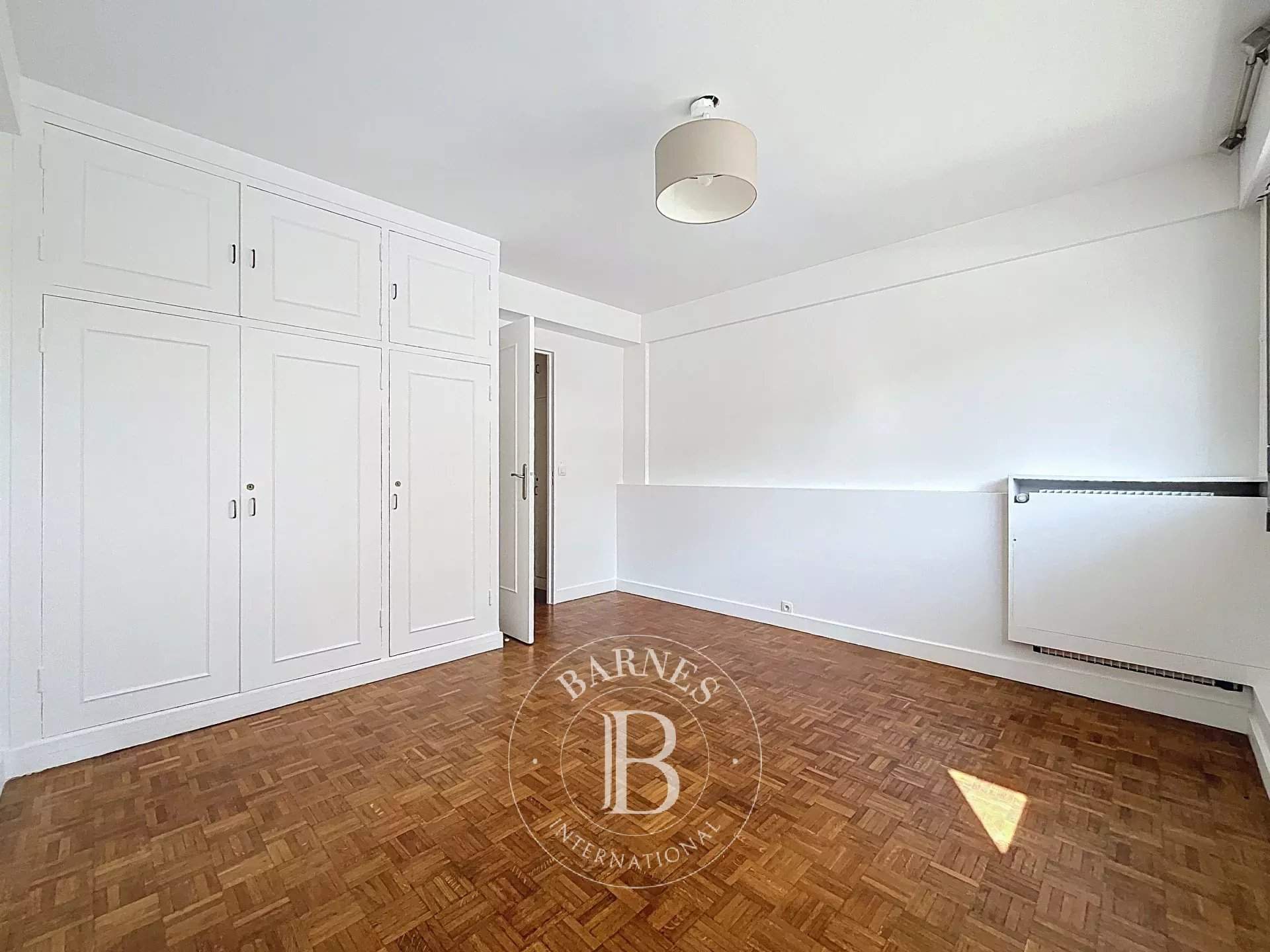 Courbevoie  - Appartement 4 Pièces 3 Chambres - picture 5