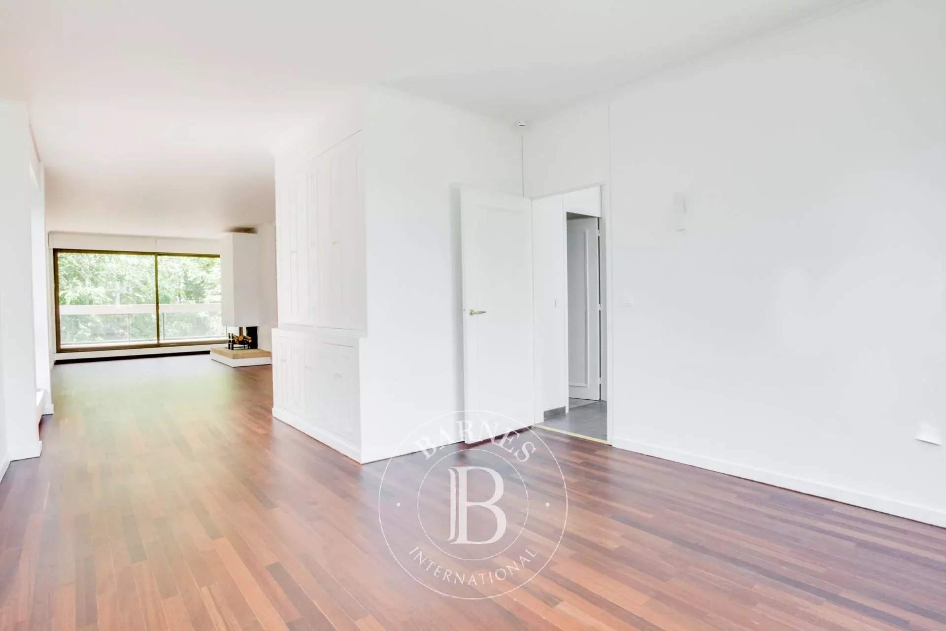 Neuilly-sur-Seine  - Appartement 4 Pièces 2 Chambres - picture 5