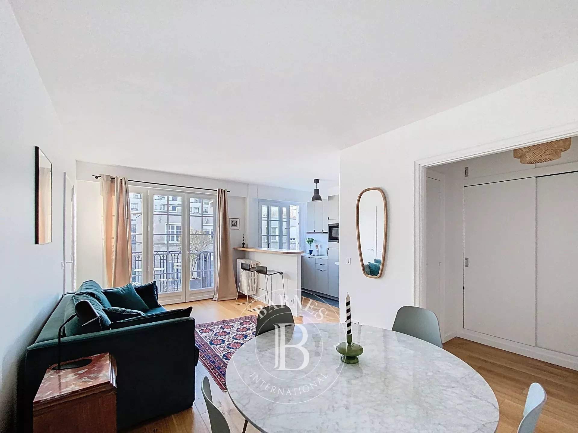 Neuilly-sur-Seine  - Appartement 2 Pi&egrave;ces, 1 Chambre - picture 3