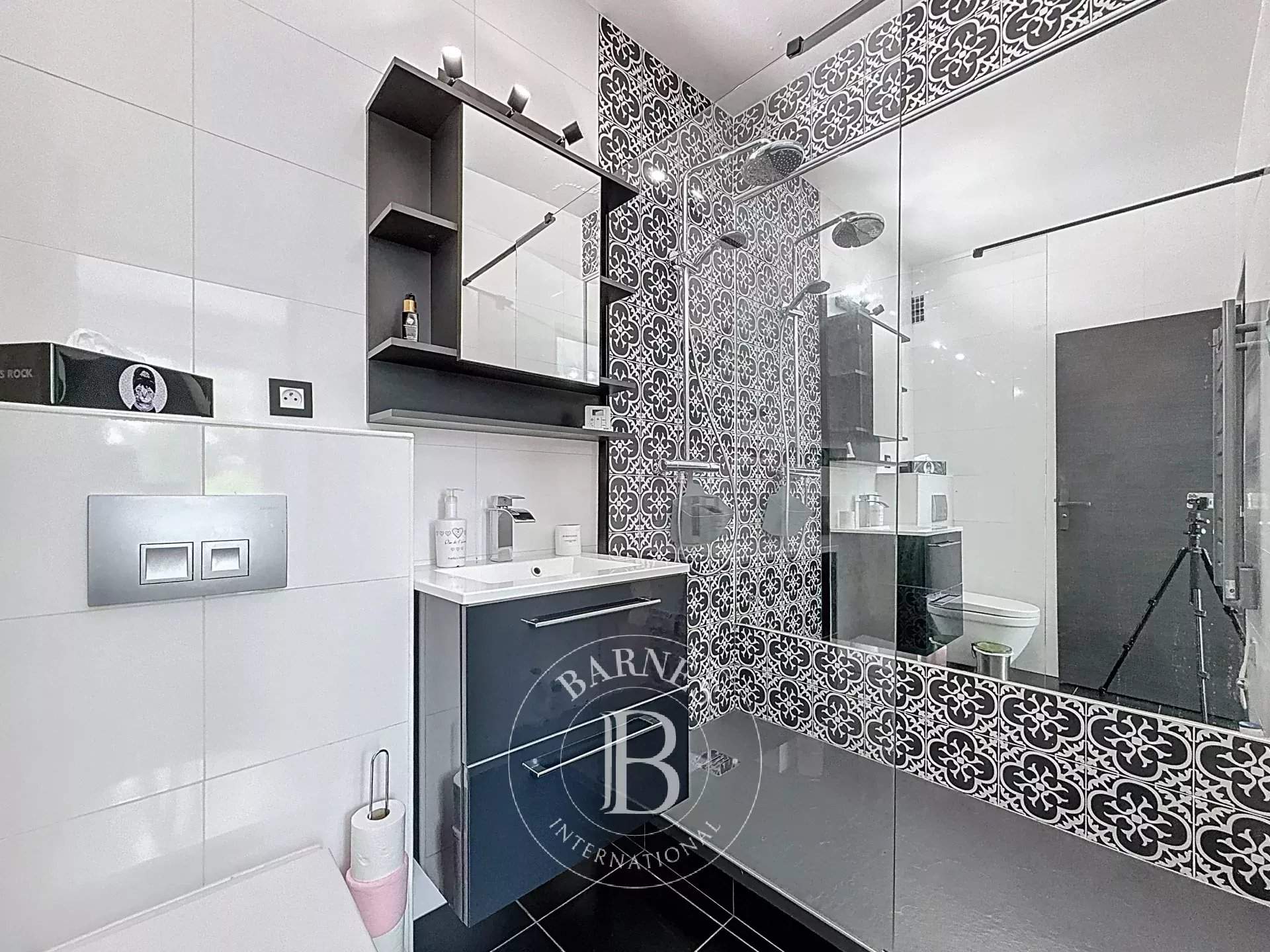 Neuilly-sur-Seine  - Piso 2 Cuartos, 1 Habitacion - picture 6