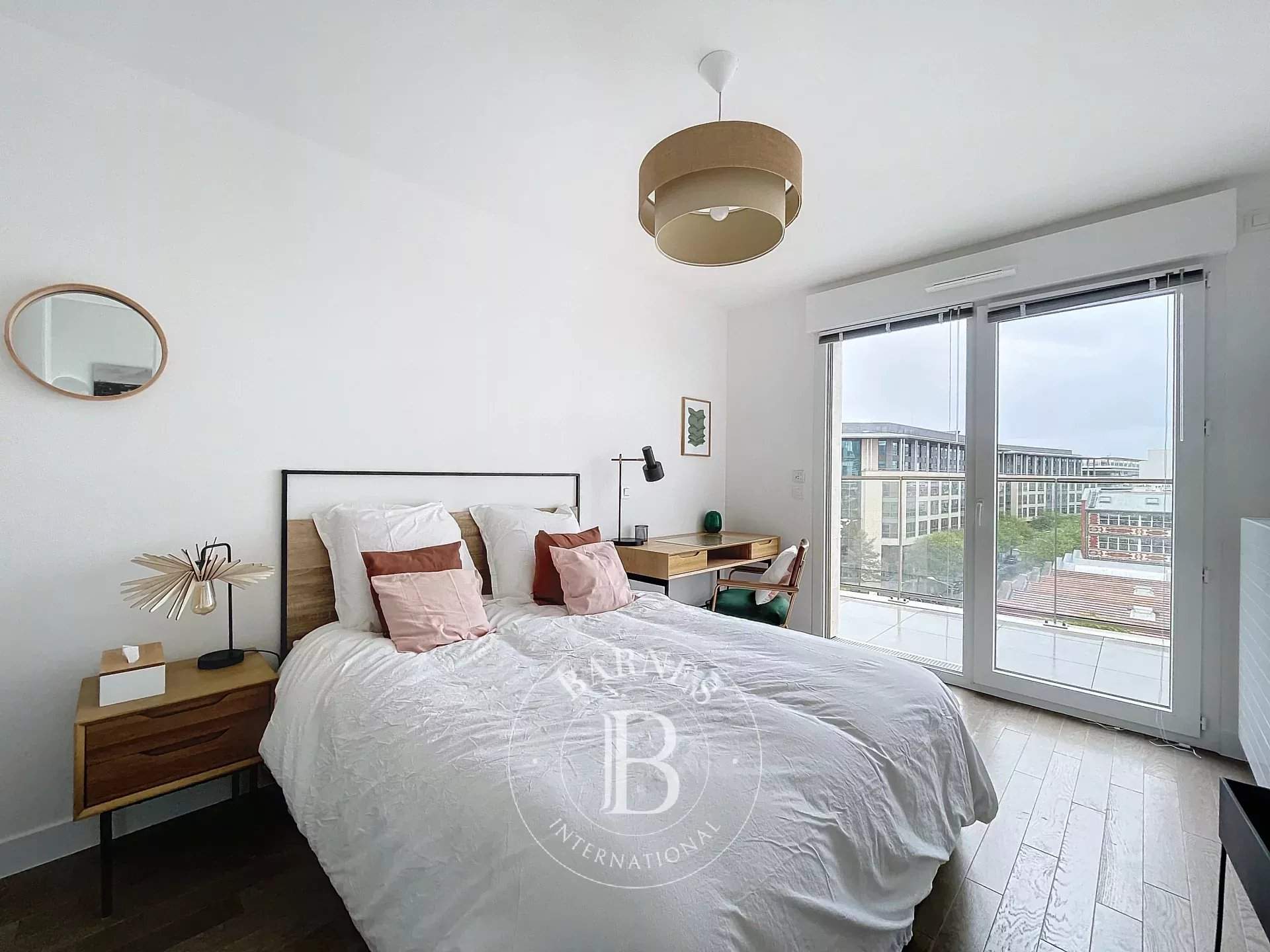 Courbevoie  - Appartement 2 Pi&egrave;ces, 1 Chambre - picture 4