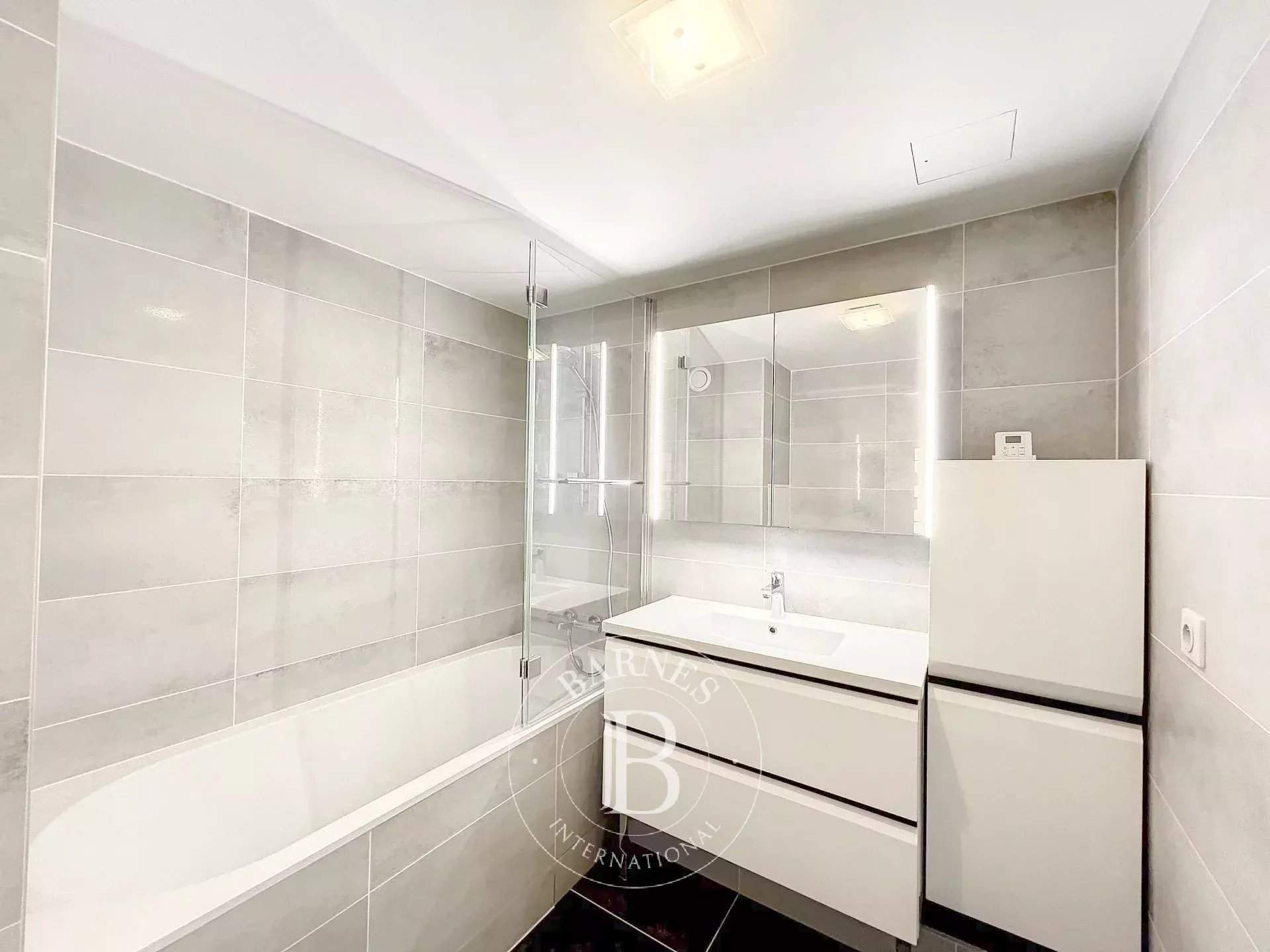 Levallois-Perret  - Appartement 5 Pièces 3 Chambres - picture 12