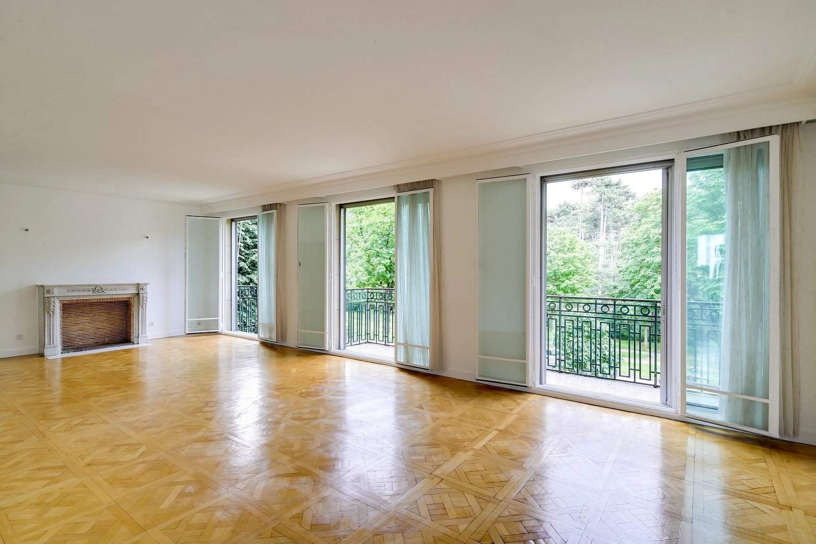 Neuilly-sur-Seine  - Appartement 5 Pi&egrave;ces 3 Chambres - picture 1