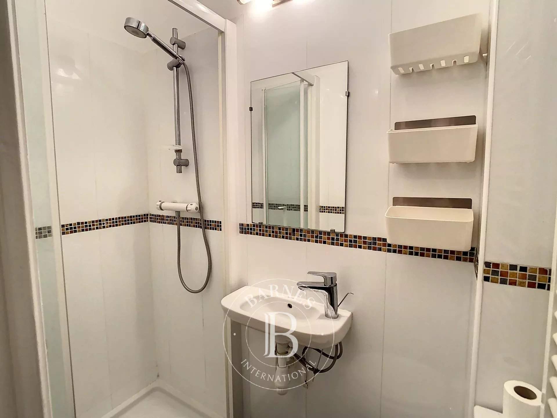 Neuilly-sur-Seine  - Appartement 1 Pièce - picture 5