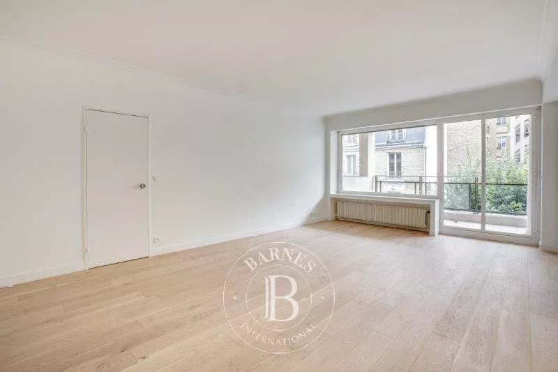 Neuilly-sur-Seine  - Appartement 2 Pi&egrave;ces, 1 Chambre - picture 1