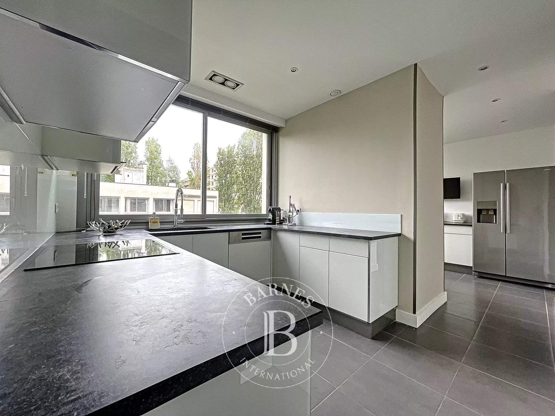 Neuilly-sur-Seine  - Apartment 5 Bedrooms - picture 11
