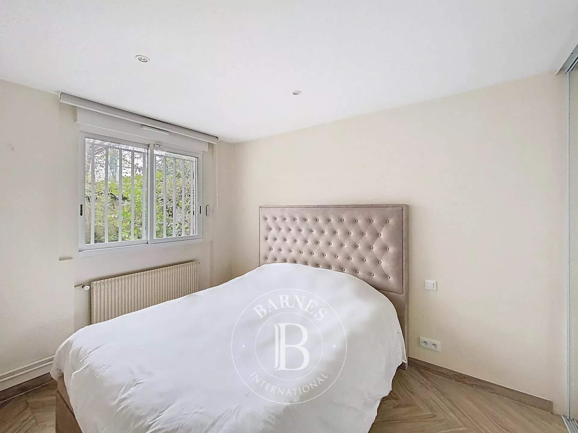 Neuilly-sur-Seine  - Appartement 3 Pi&egrave;ces 2 Chambres - picture 4