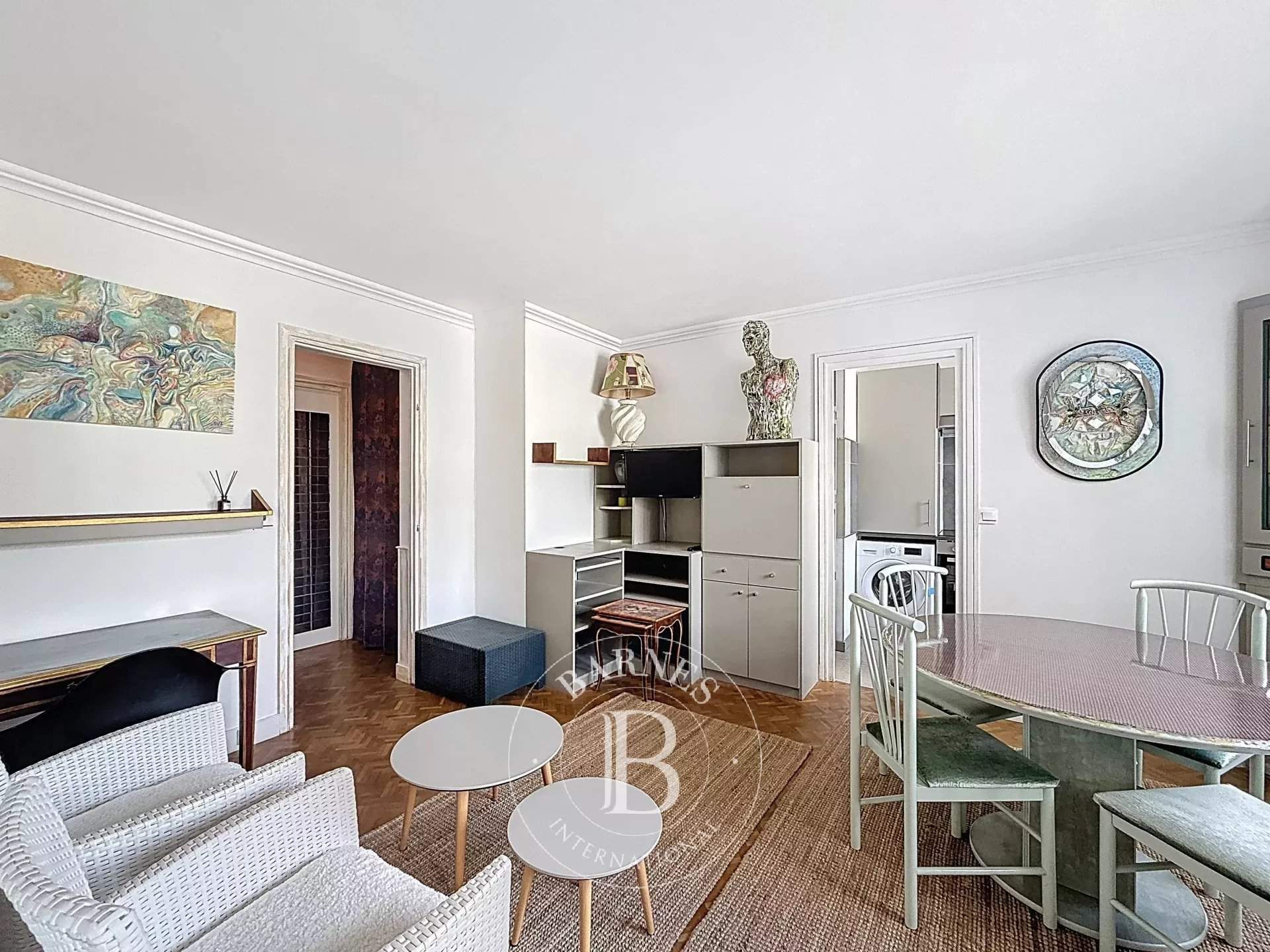 Levallois-Perret  - Apartment  - picture 2