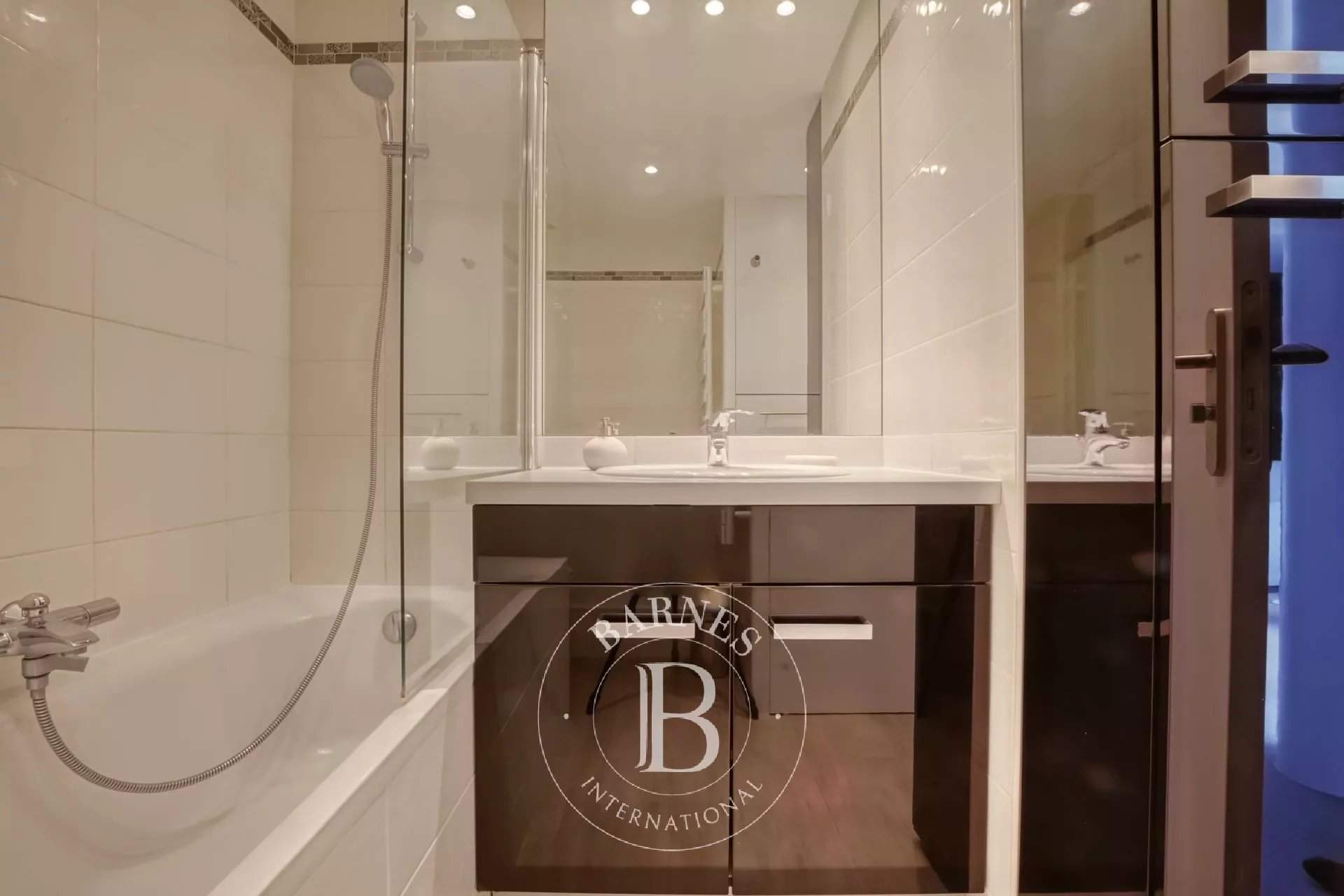 Neuilly-sur-Seine  - Apartment 1 Bedroom - picture 9