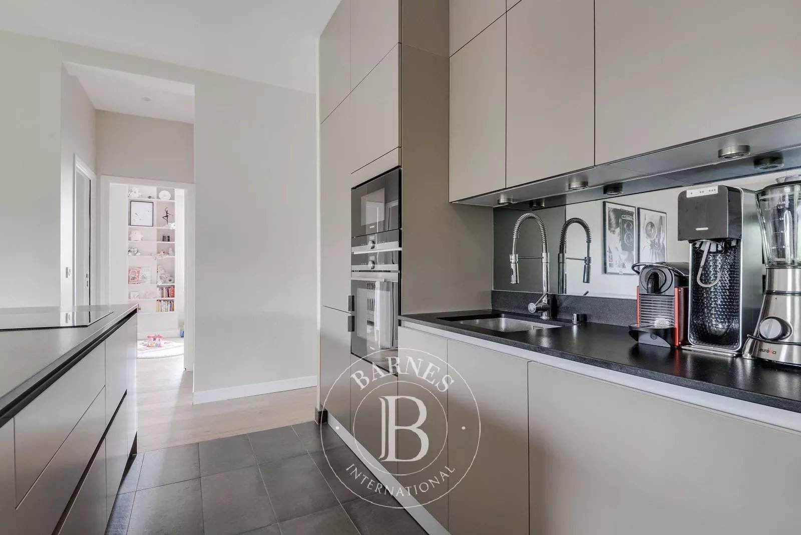 Neuilly-sur-Seine  - Piso 5 Cuartos 3 Habitaciones - picture 9