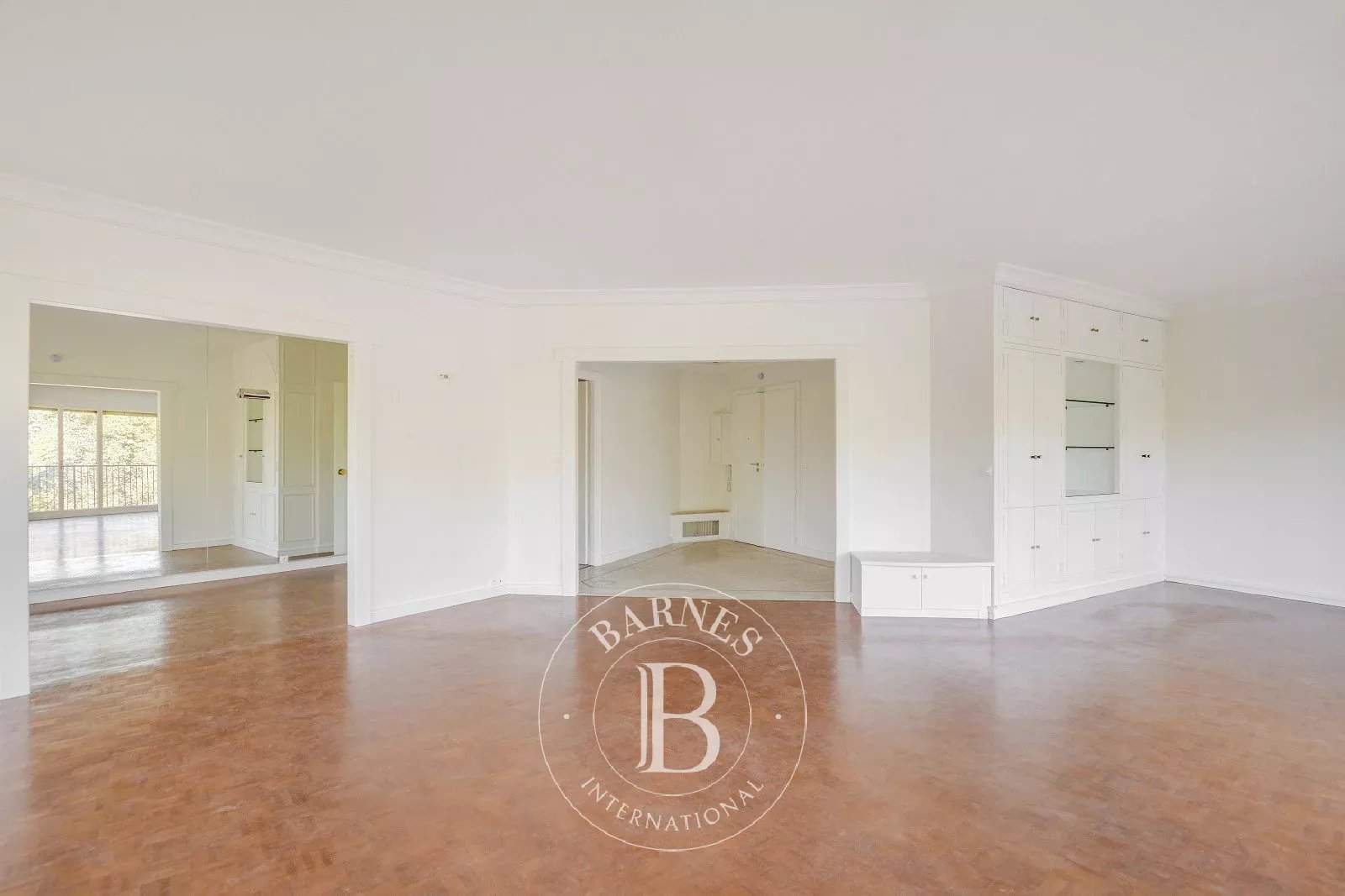 Neuilly-sur-Seine  - Appartement 6 Pi&egrave;ces 3 Chambres - picture 4