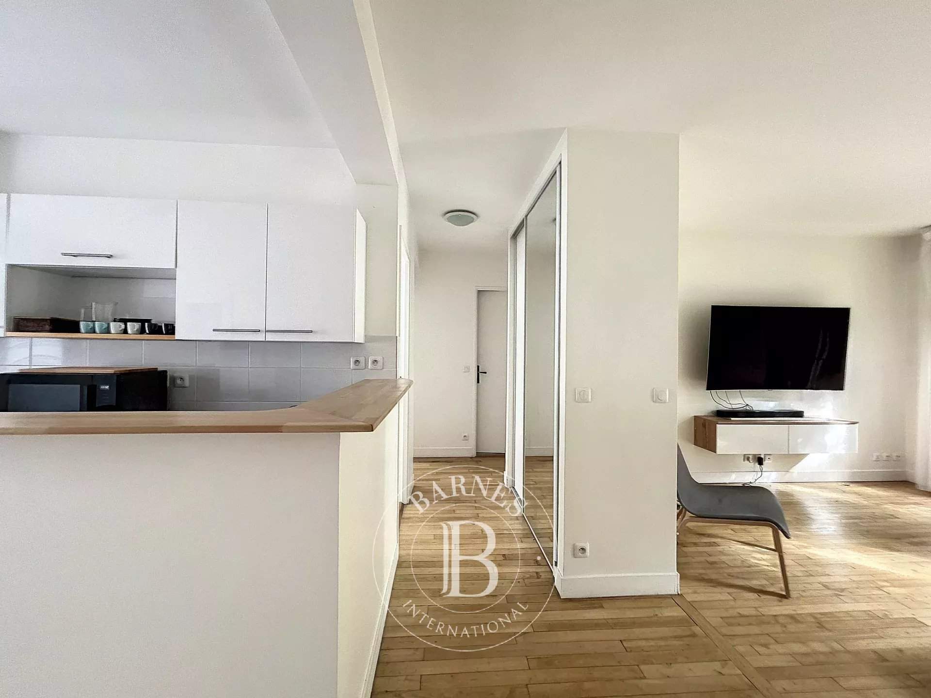Neuilly-sur-Seine  - Appartement 3 Pièces 2 Chambres - picture 6