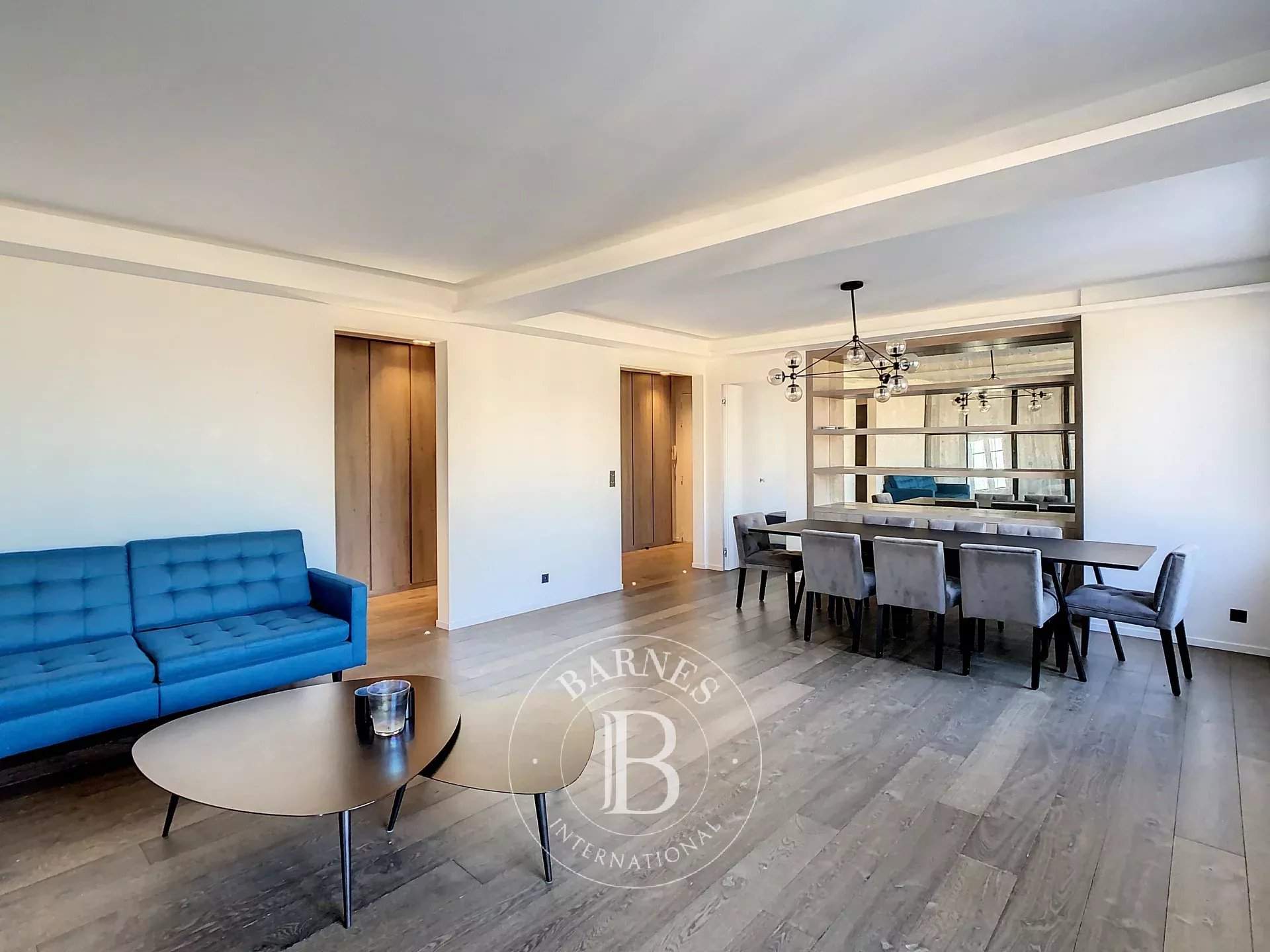 Neuilly-sur-Seine  - Apartment 2 Bedrooms - picture 3