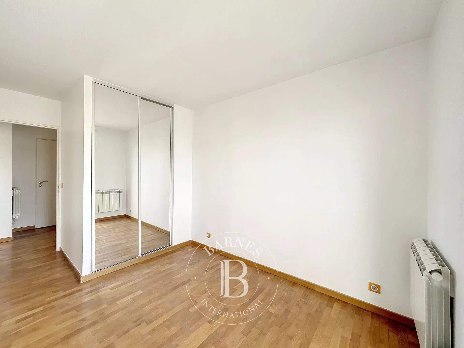 Levallois-Perret  - Appartement 5 Pièces 3 Chambres - picture 10