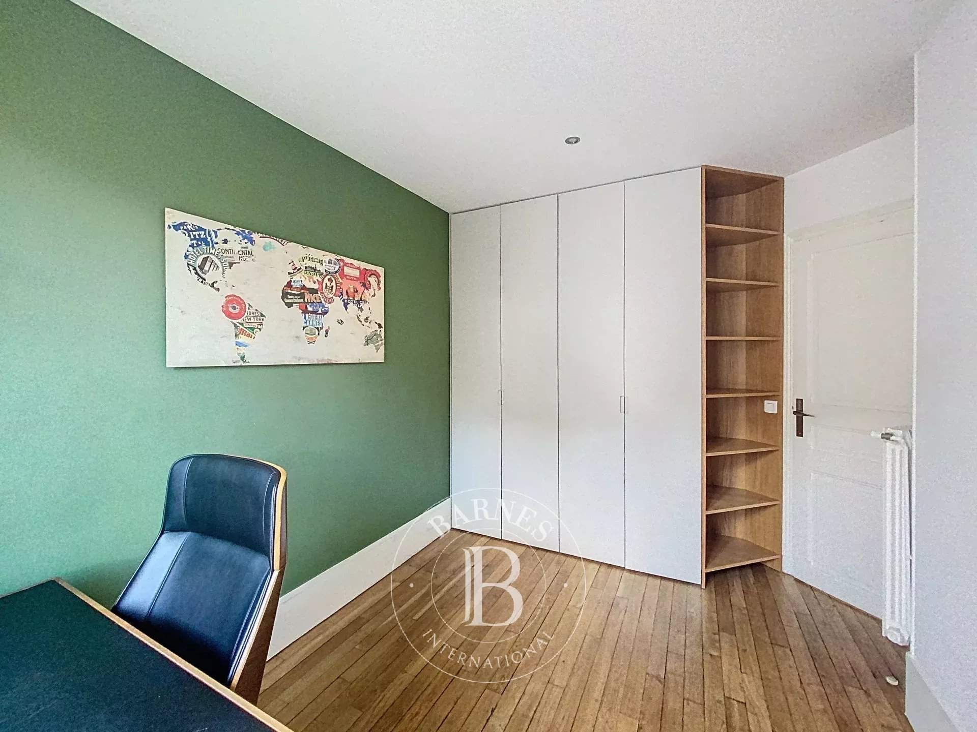 Courbevoie  - Appartement 3 Pièces 2 Chambres - picture 7