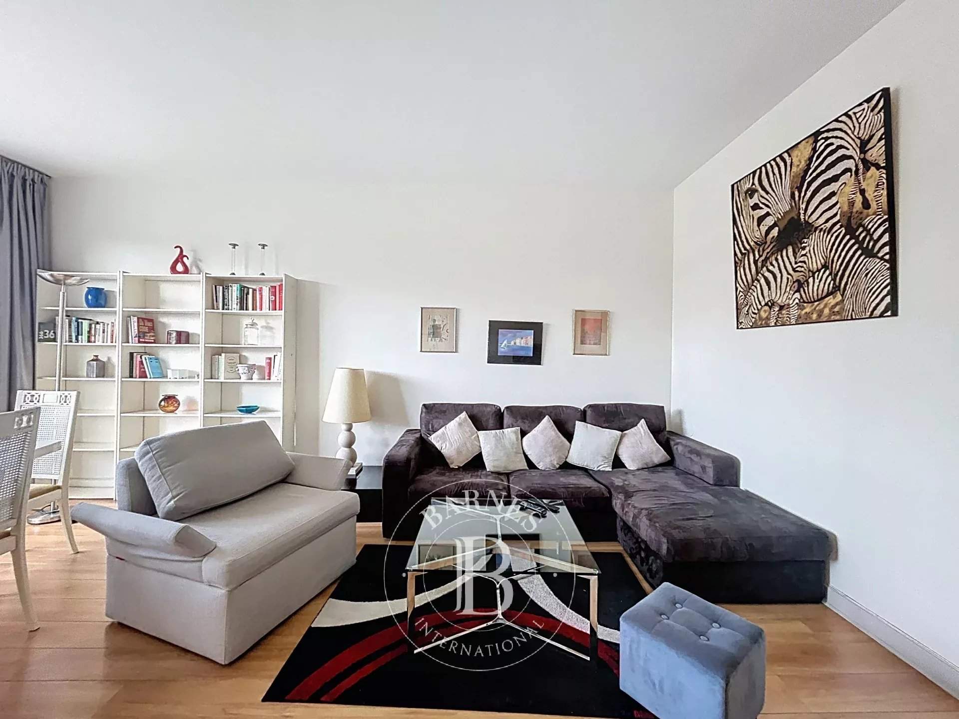 Neuilly-sur-Seine  - Piso 2 Cuartos, 1 Habitacion - picture 2