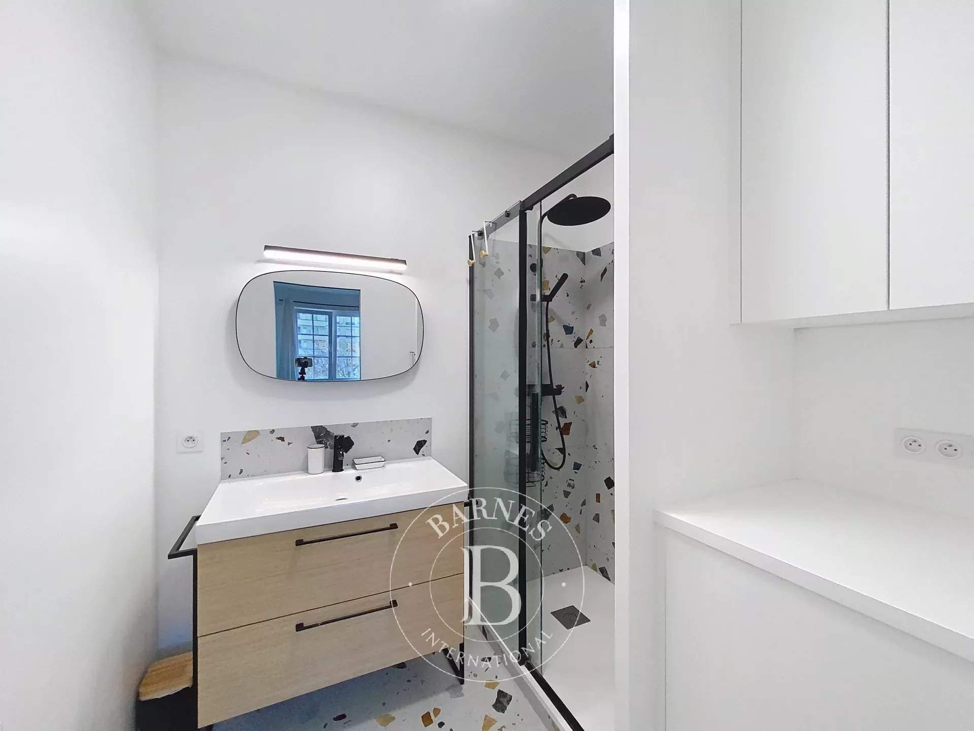 Neuilly-sur-Seine  - Appartement 2 Pi&egrave;ces, 1 Chambre - picture 8