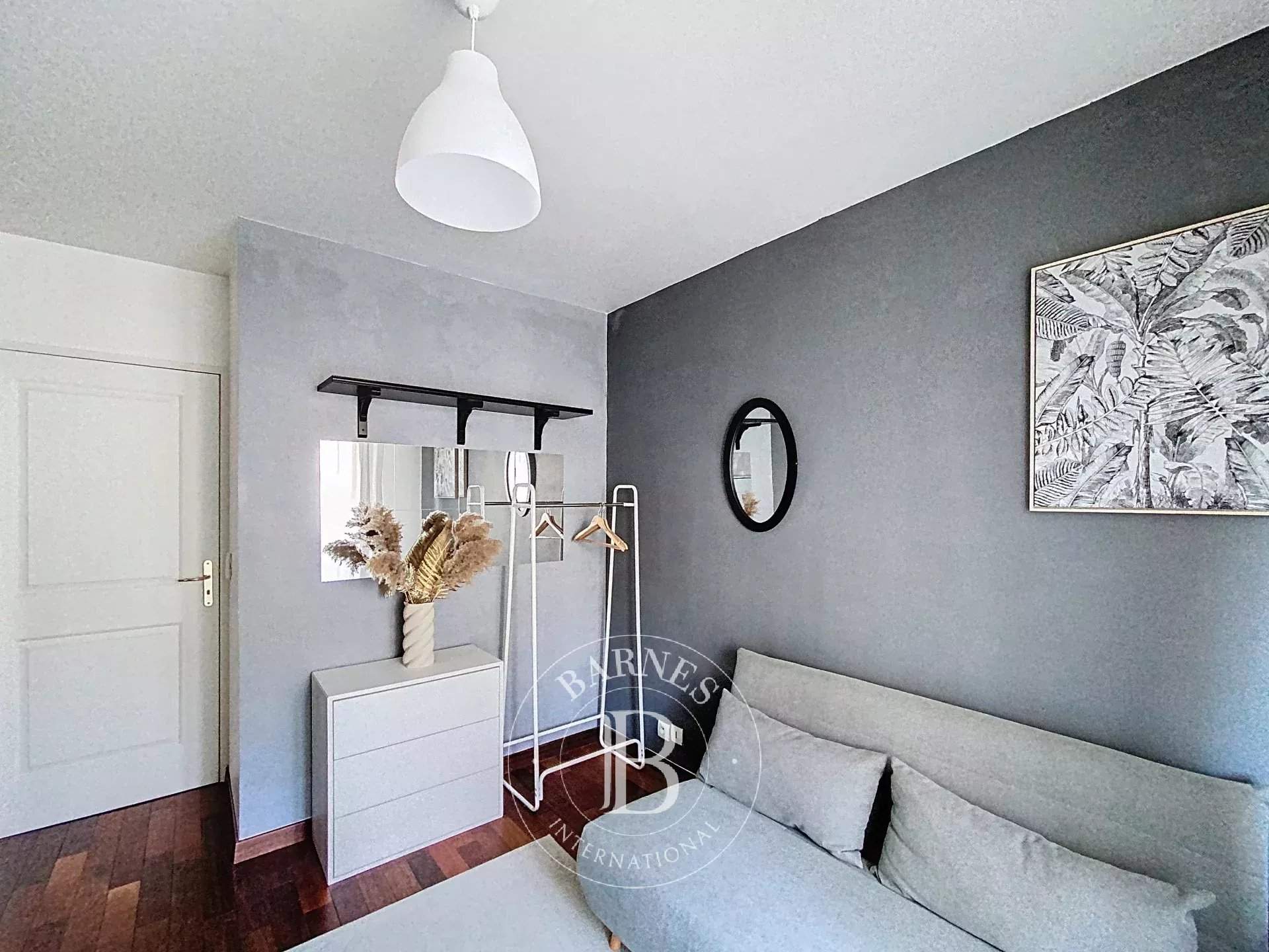 Courbevoie  - Apartment 2 Bedrooms - picture 6