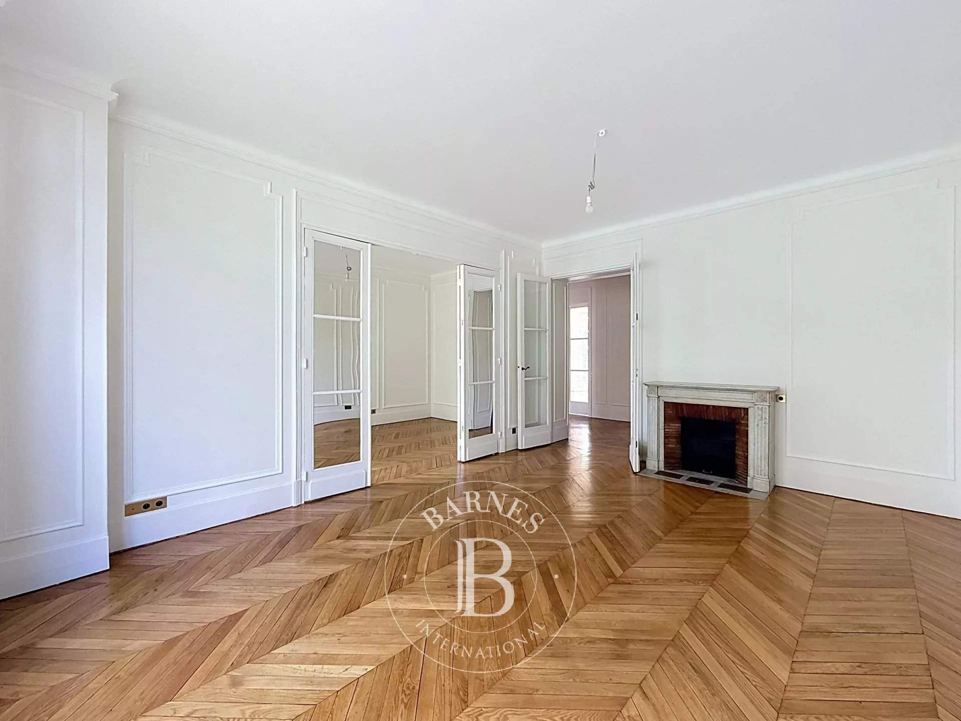 Neuilly-sur-Seine  - Apartment 3 Bedrooms - picture 6