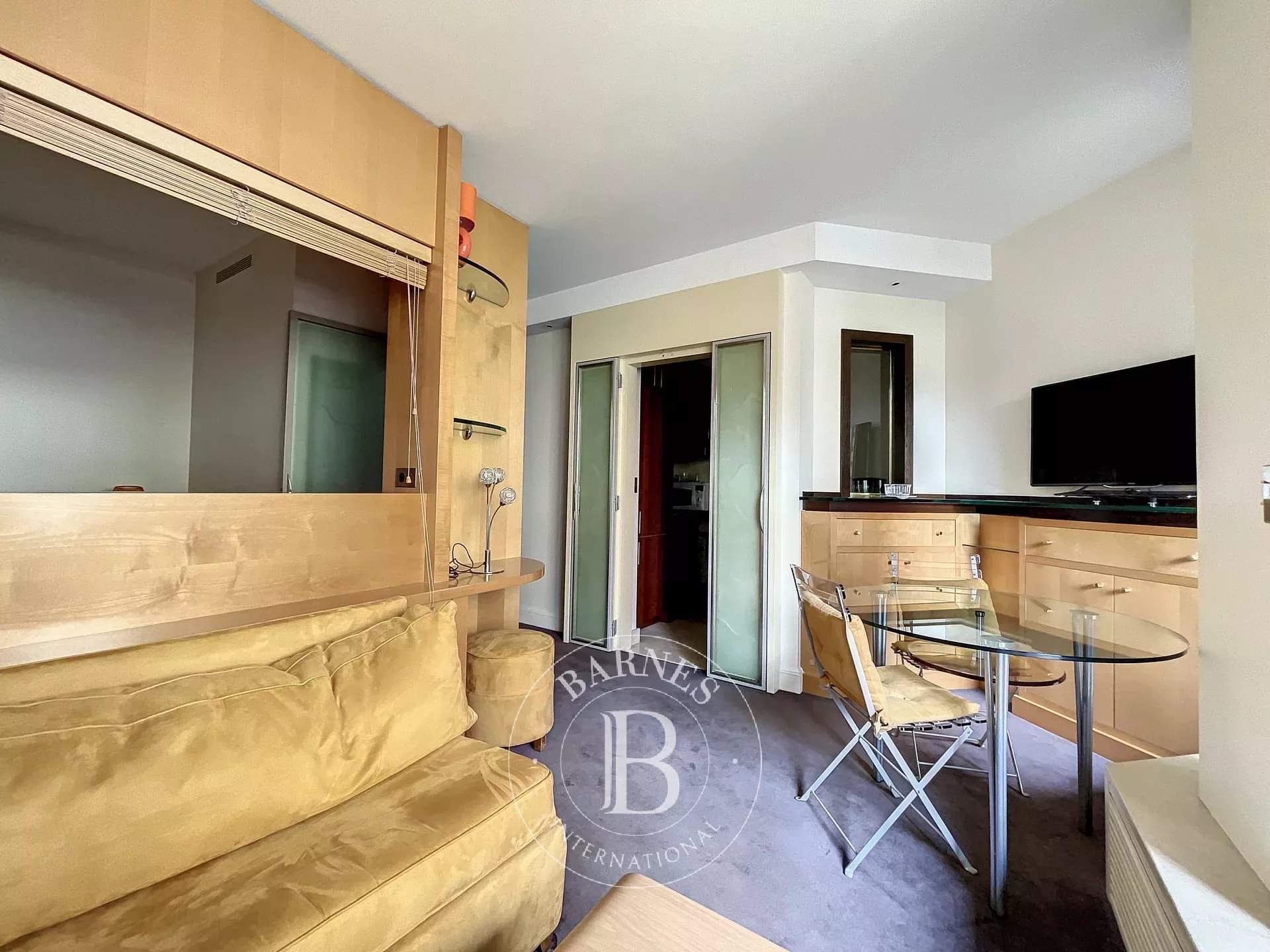 Neuilly-sur-Seine  - Piso 2 Cuartos, 1 Habitacion - picture 4