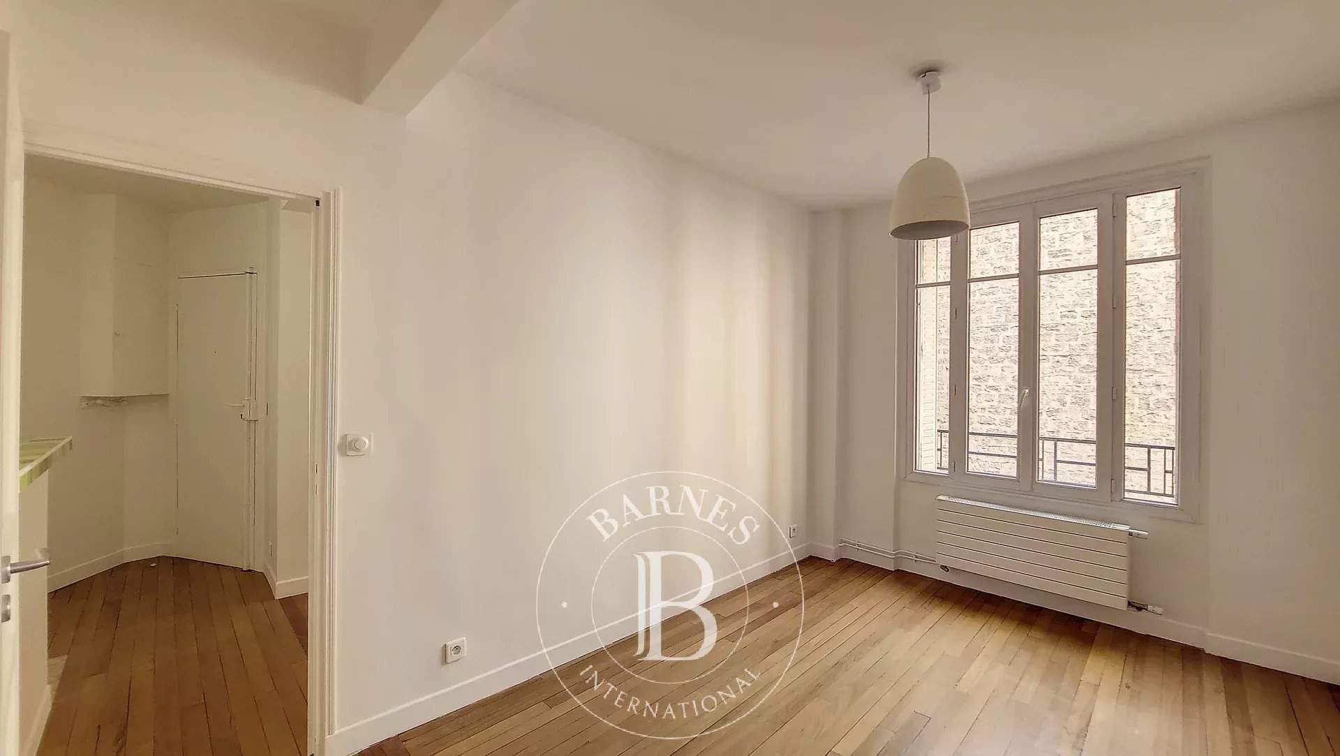 Levallois-Perret  - Apartment 1 Bedroom - picture 1