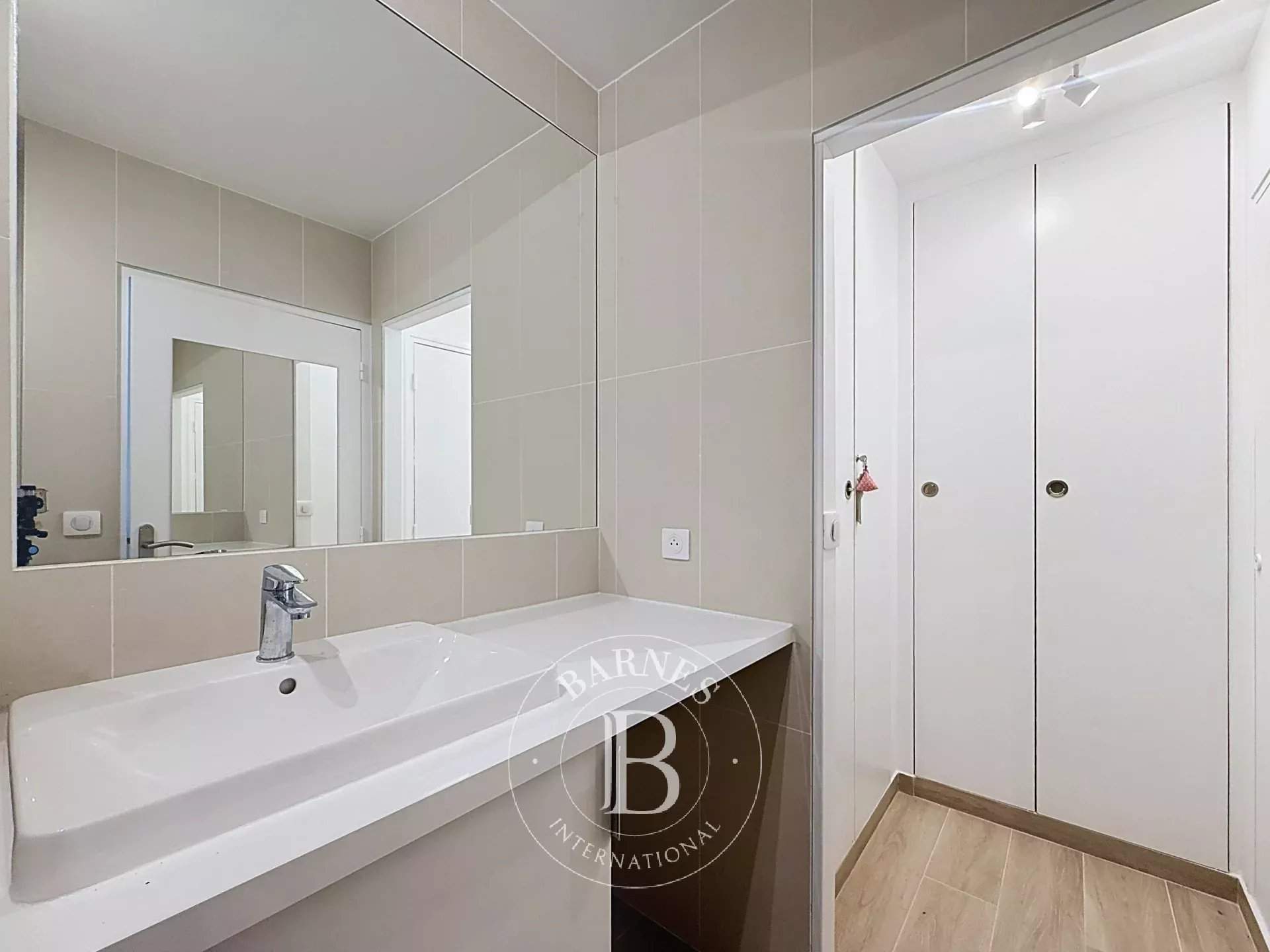 Neuilly-sur-Seine  - Appartement 3 Pi&egrave;ces 2 Chambres - picture 10