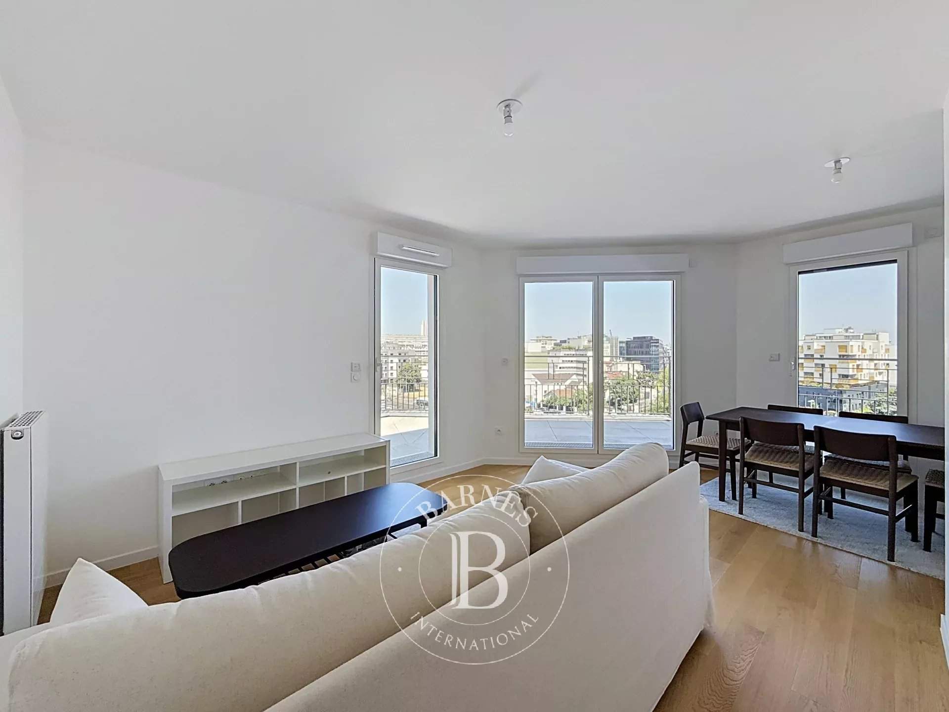 Asnières-sur-Seine  - Apartment 2 Bedrooms - picture 1