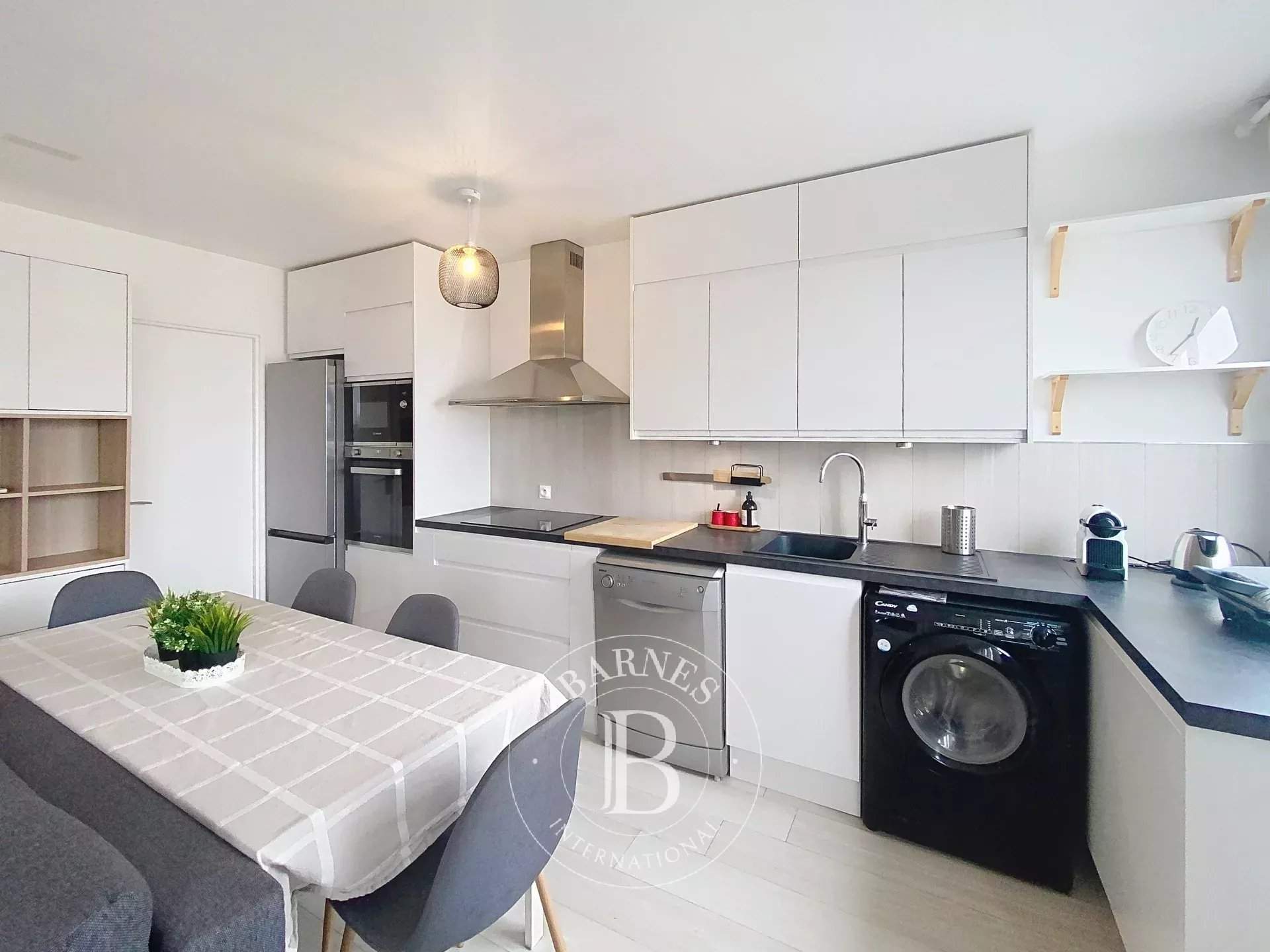 Courbevoie  - Apartment 1 Bedroom - picture 3