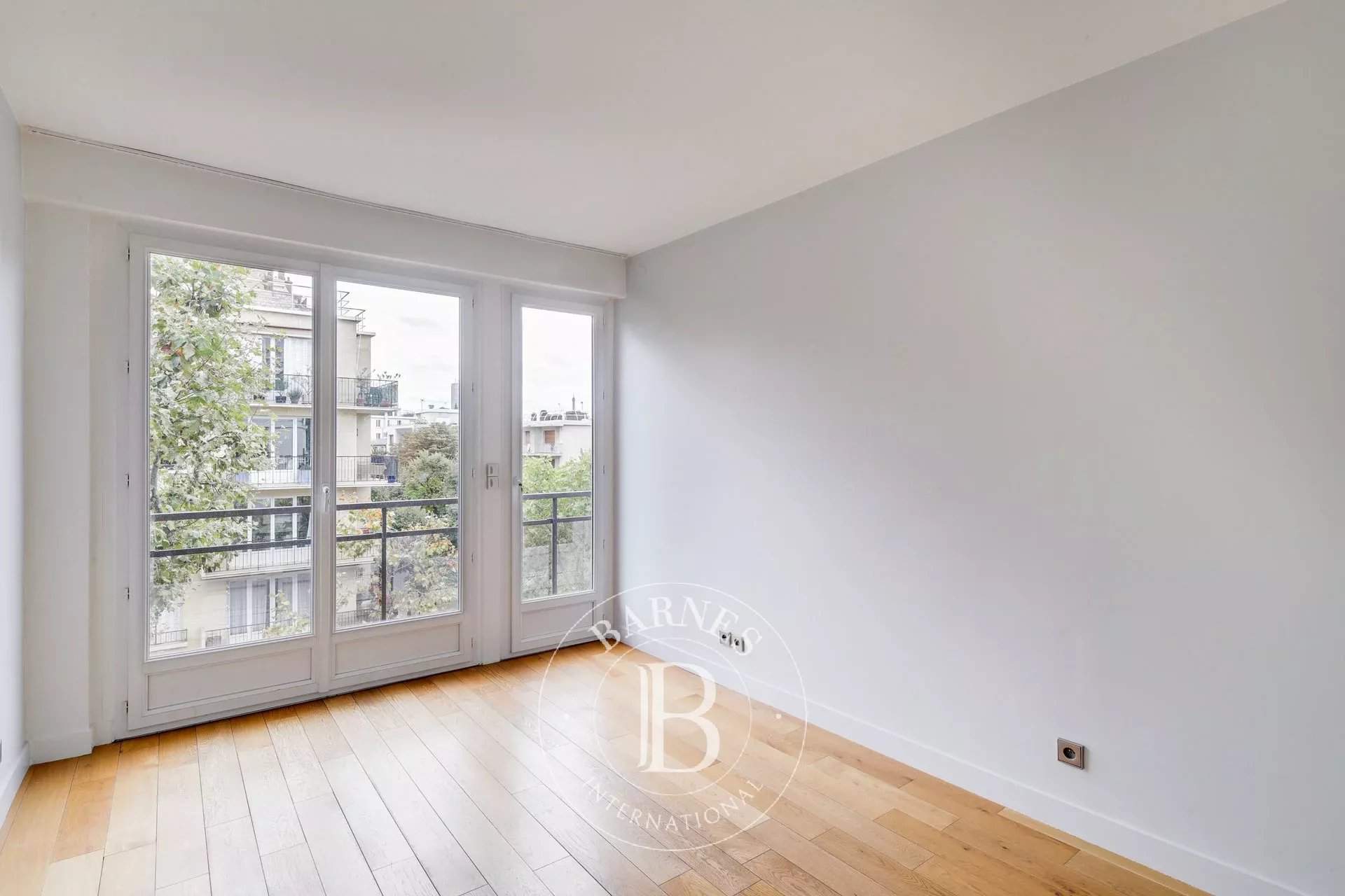 Neuilly-sur-Seine  - Apartment 3 Bedrooms - picture 6