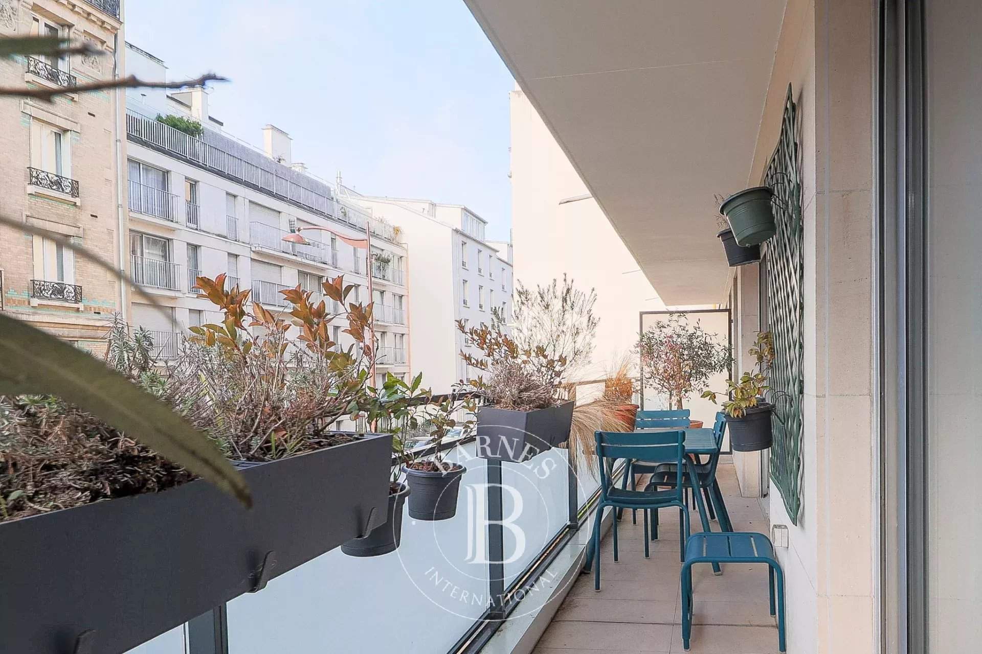 Neuilly-sur-Seine  - Apartment 3 Bedrooms - picture 2