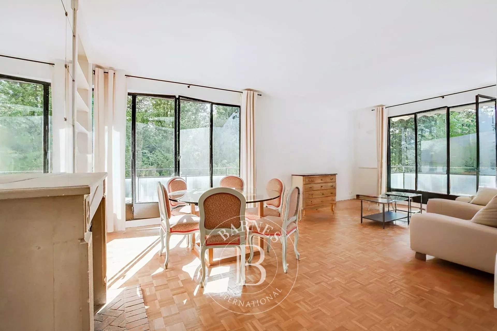 Neuilly-sur-Seine  - Apartment 3 Bedrooms - picture 1