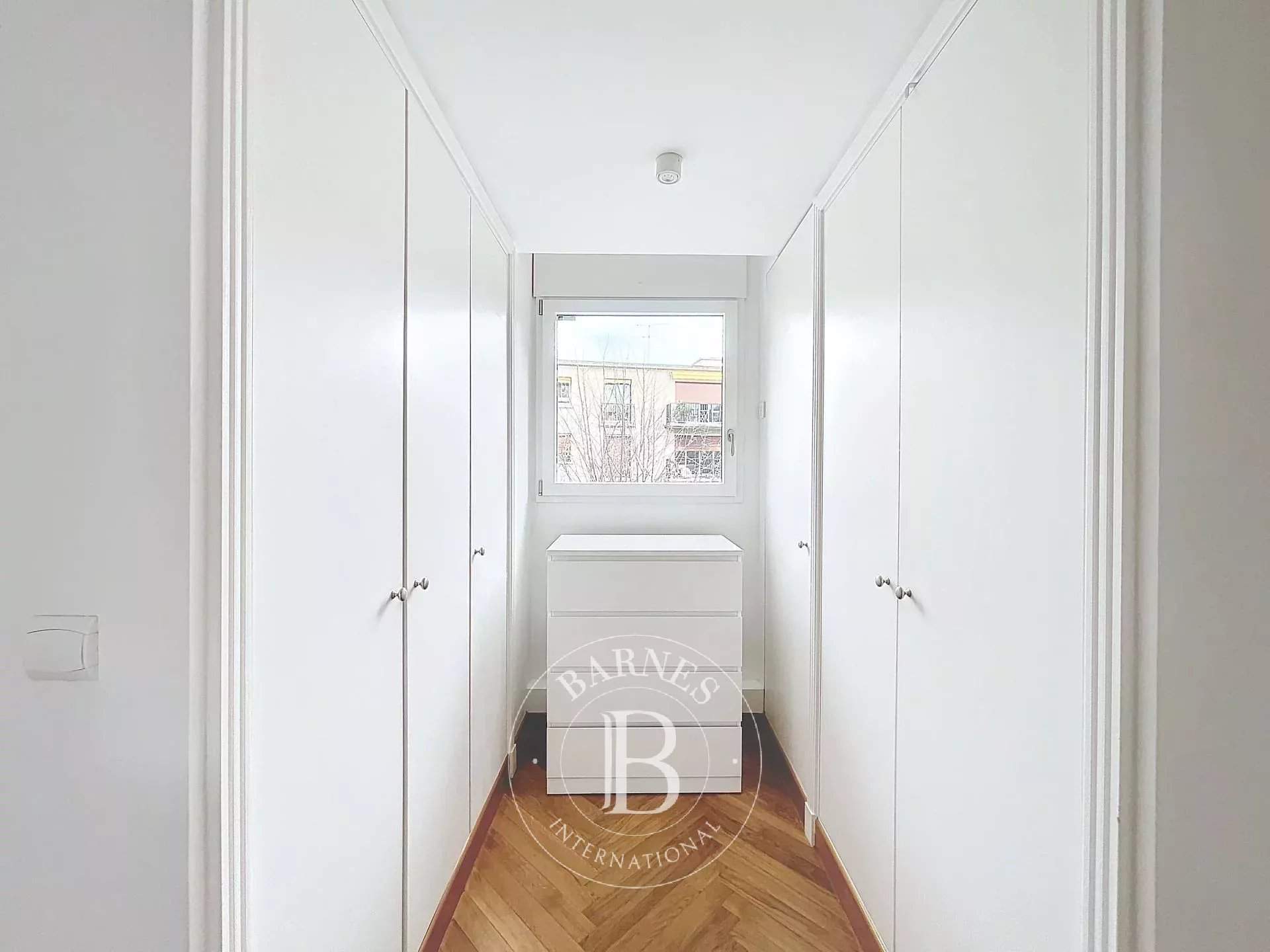 Neuilly-sur-Seine  - Apartment 3 Bedrooms - picture 12