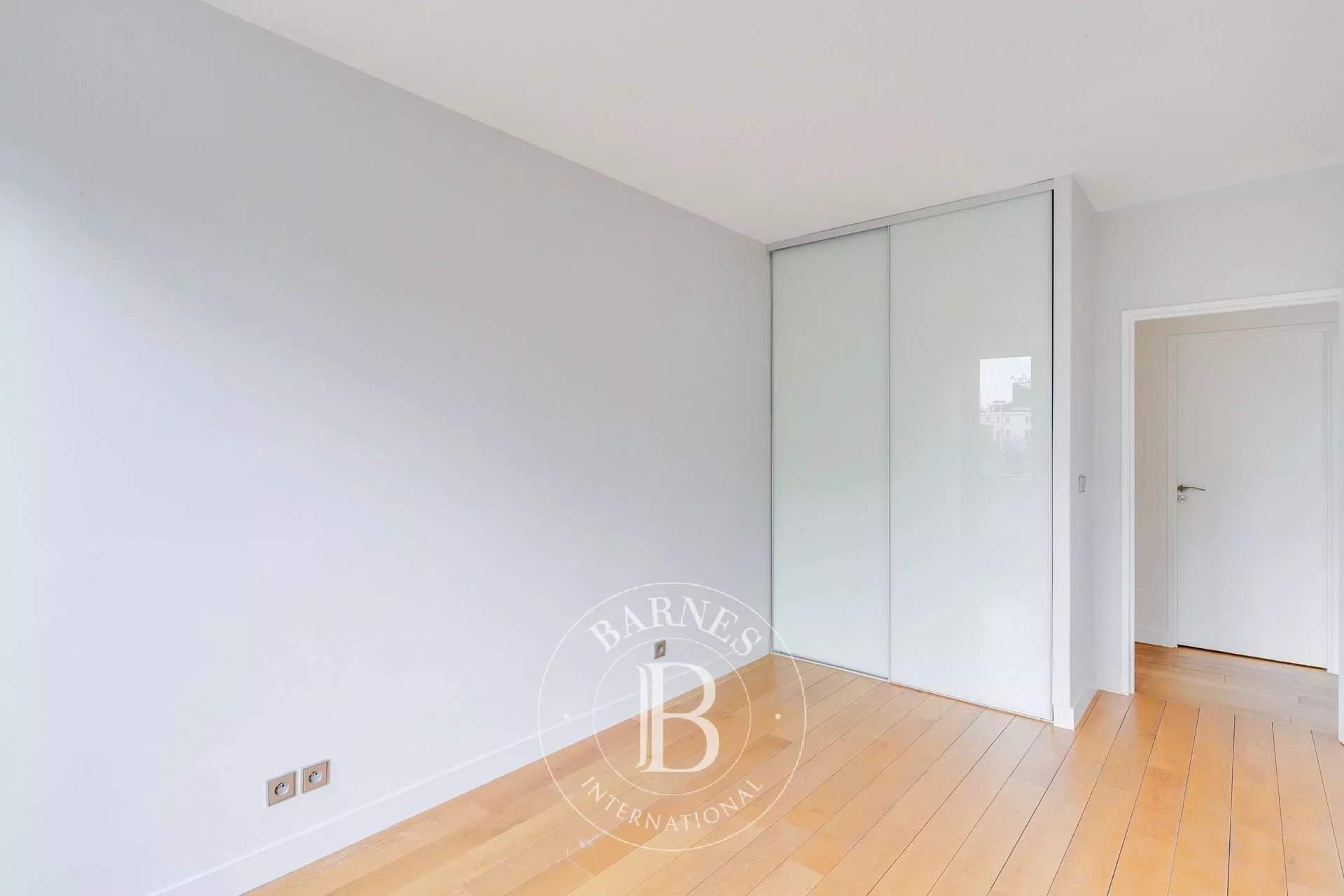 Neuilly-sur-Seine  - Apartment 3 Bedrooms - picture 7