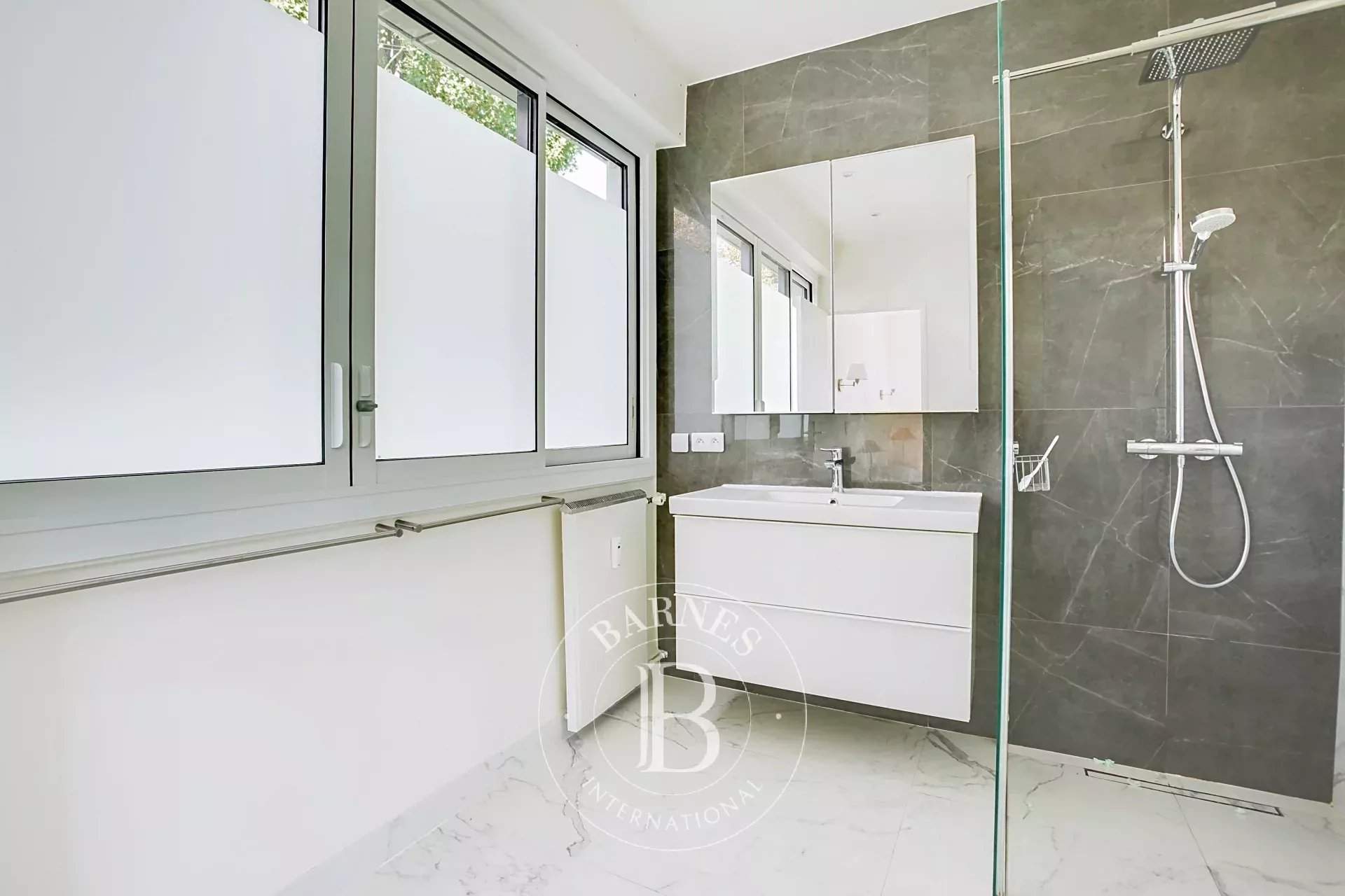 Neuilly-sur-Seine  - Apartment 3 Bedrooms - picture 7