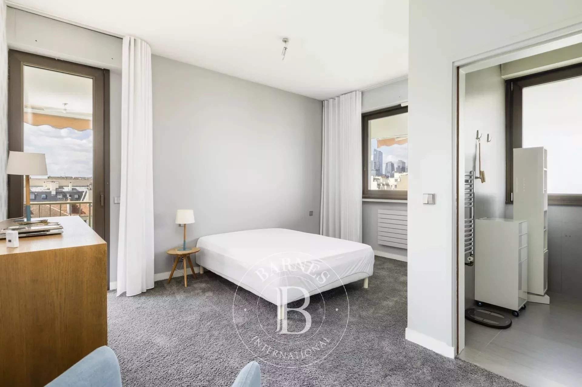 Neuilly-sur-Seine  - Duplex 3 Bedrooms - picture 19