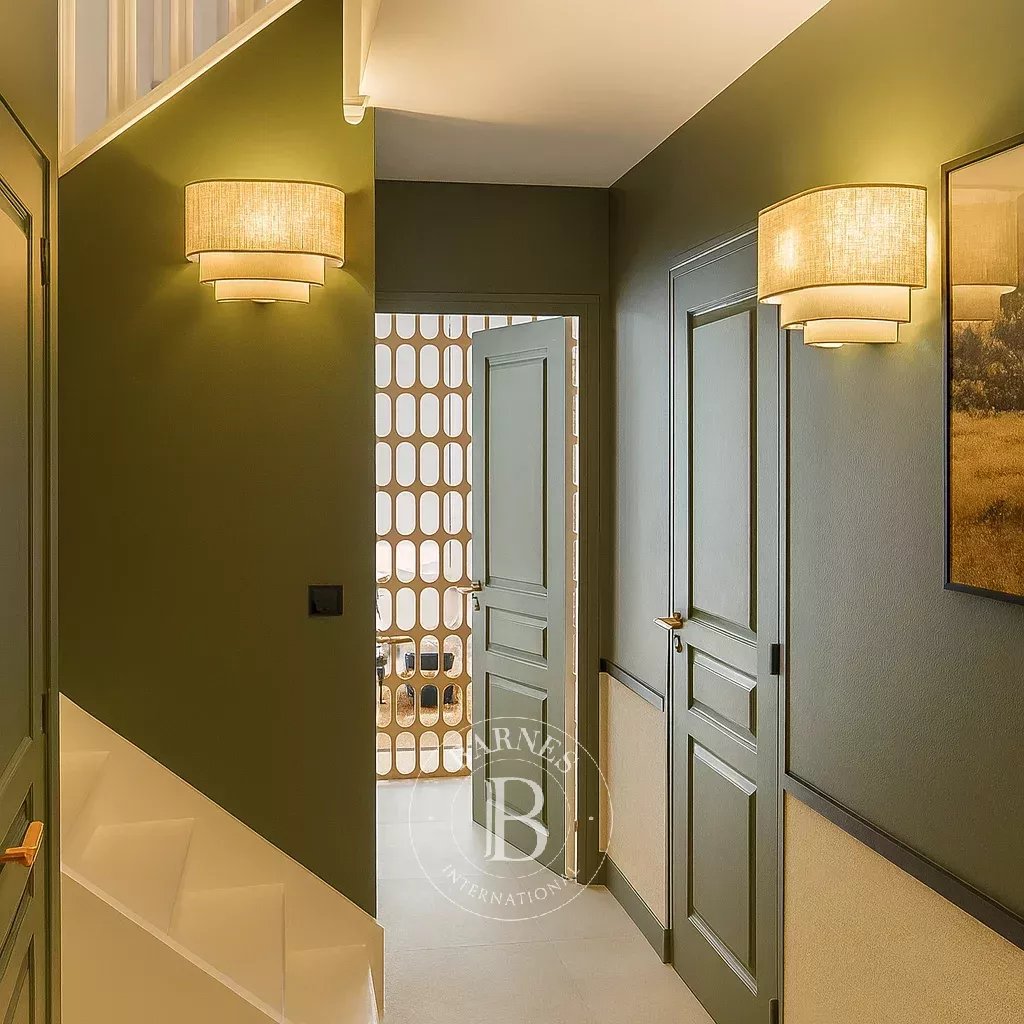 Suresnes  - Maison 5 Pi&egrave;ces 3 Chambres - picture 8