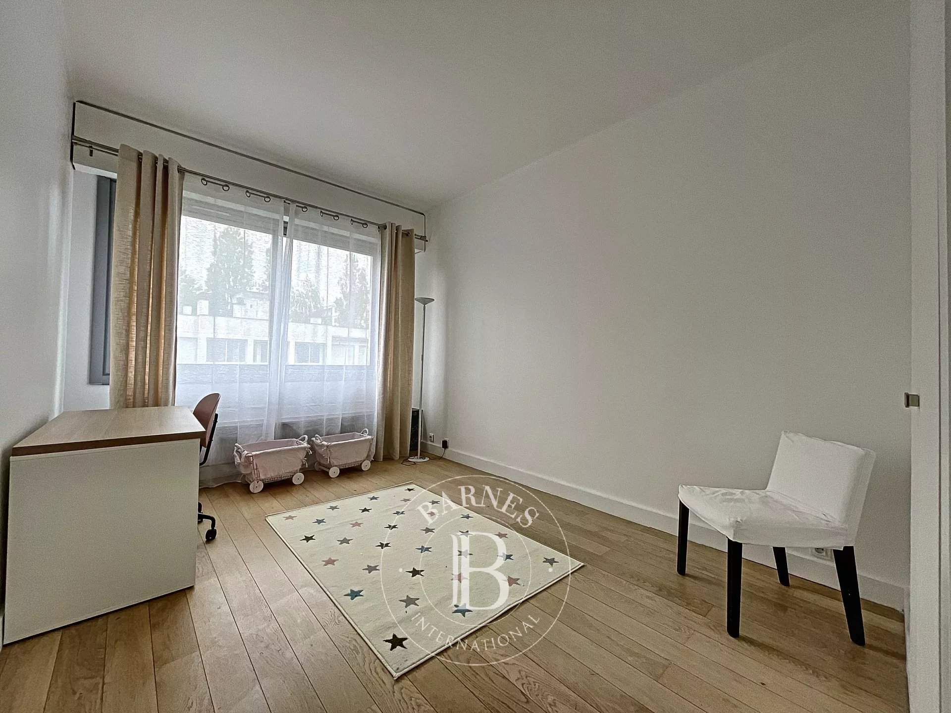 Neuilly-sur-Seine  - Apartment 5 Bedrooms - picture 17