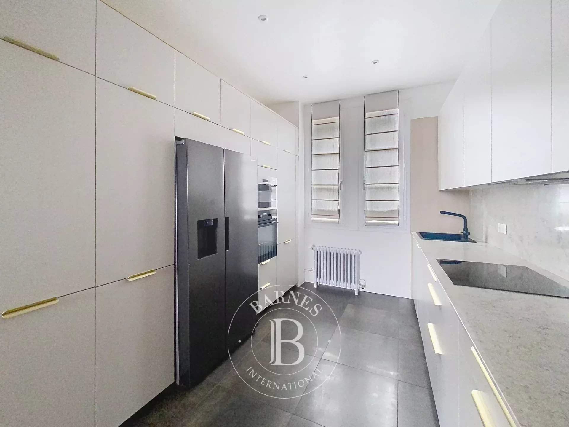 Suresnes  - House 5 Bedrooms - picture 6