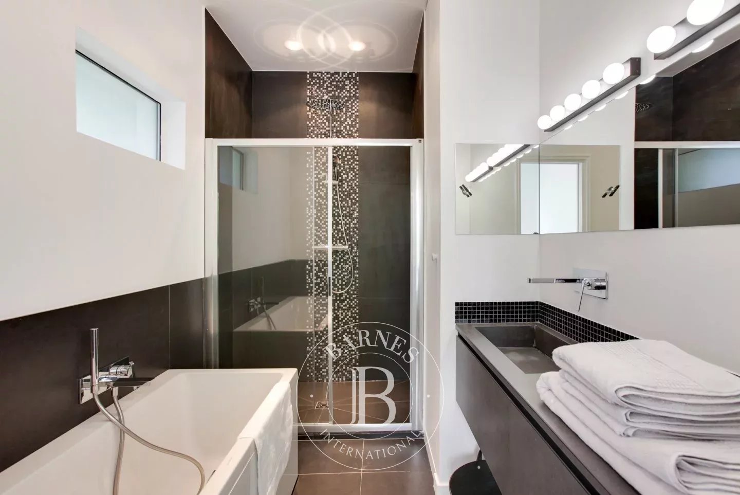 Neuilly-sur-Seine  - Appartement 6 Pi&egrave;ces 3 Chambres - picture 17