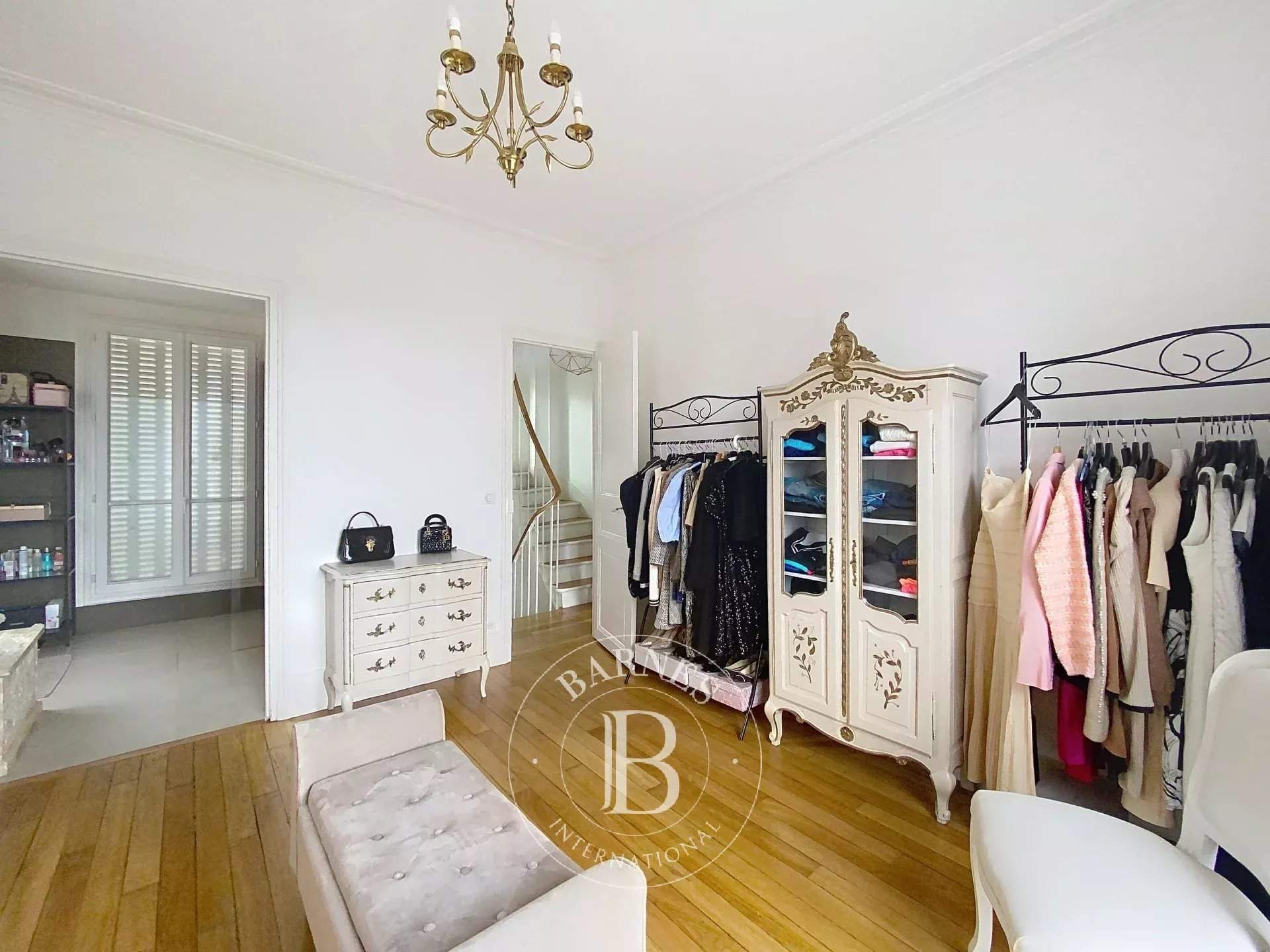 Suresnes  - House 5 Bedrooms - picture 13