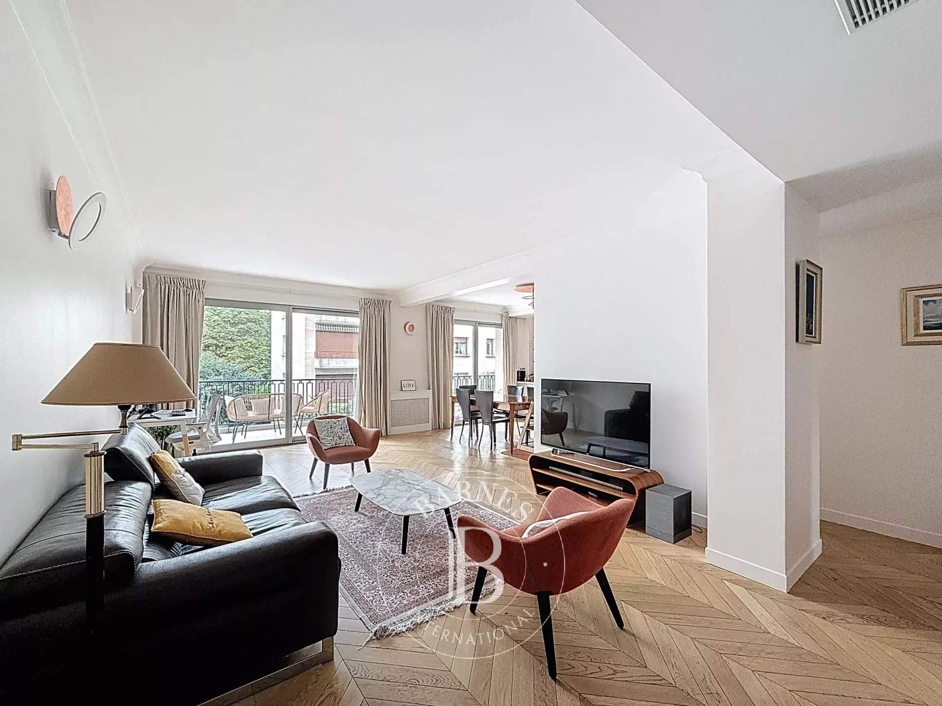 Neuilly-sur-Seine  - Apartment 4 Bedrooms - picture 1