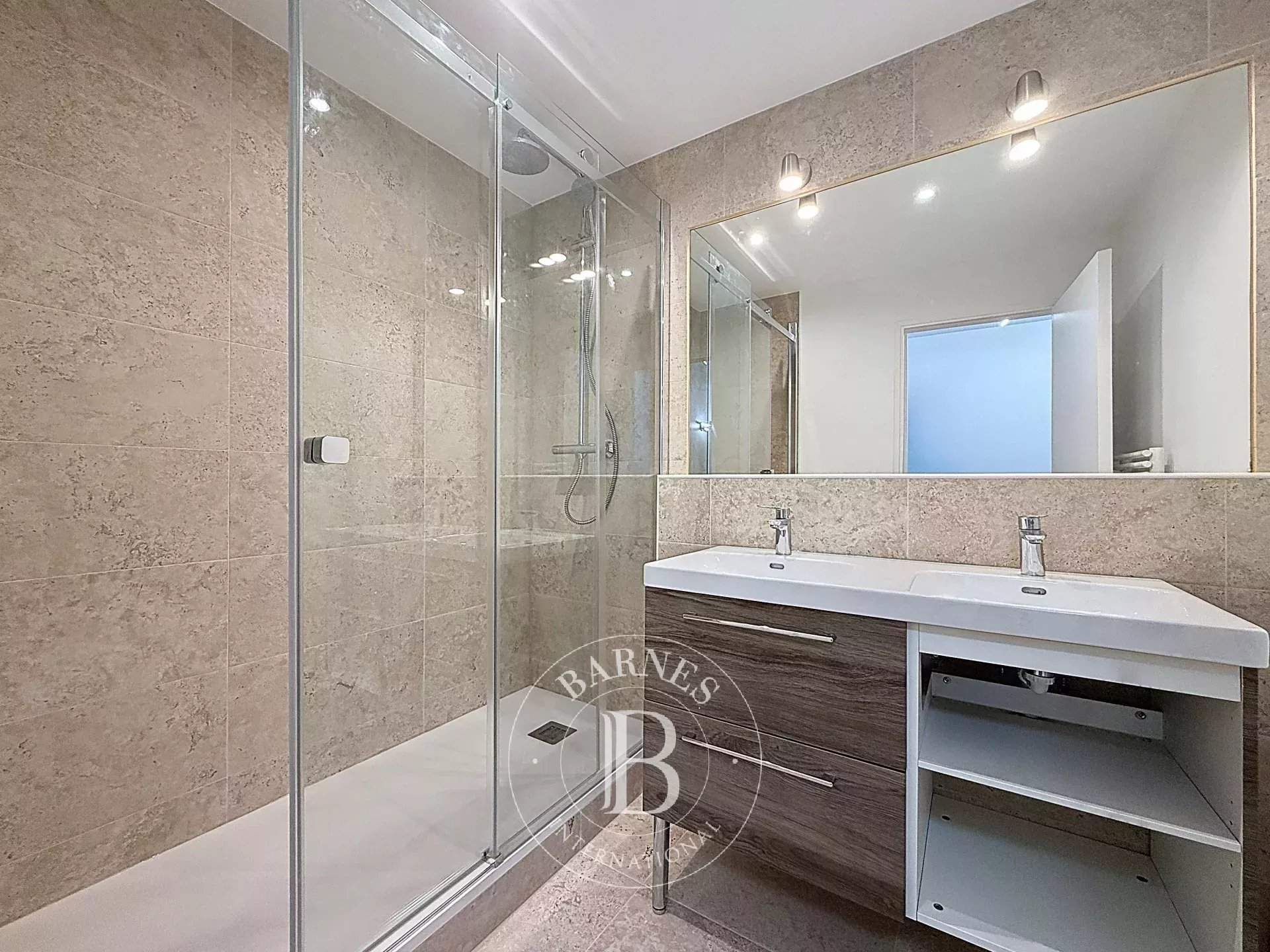 Neuilly-sur-Seine  - Piso 3 Cuartos 2 Habitaciones - picture 7