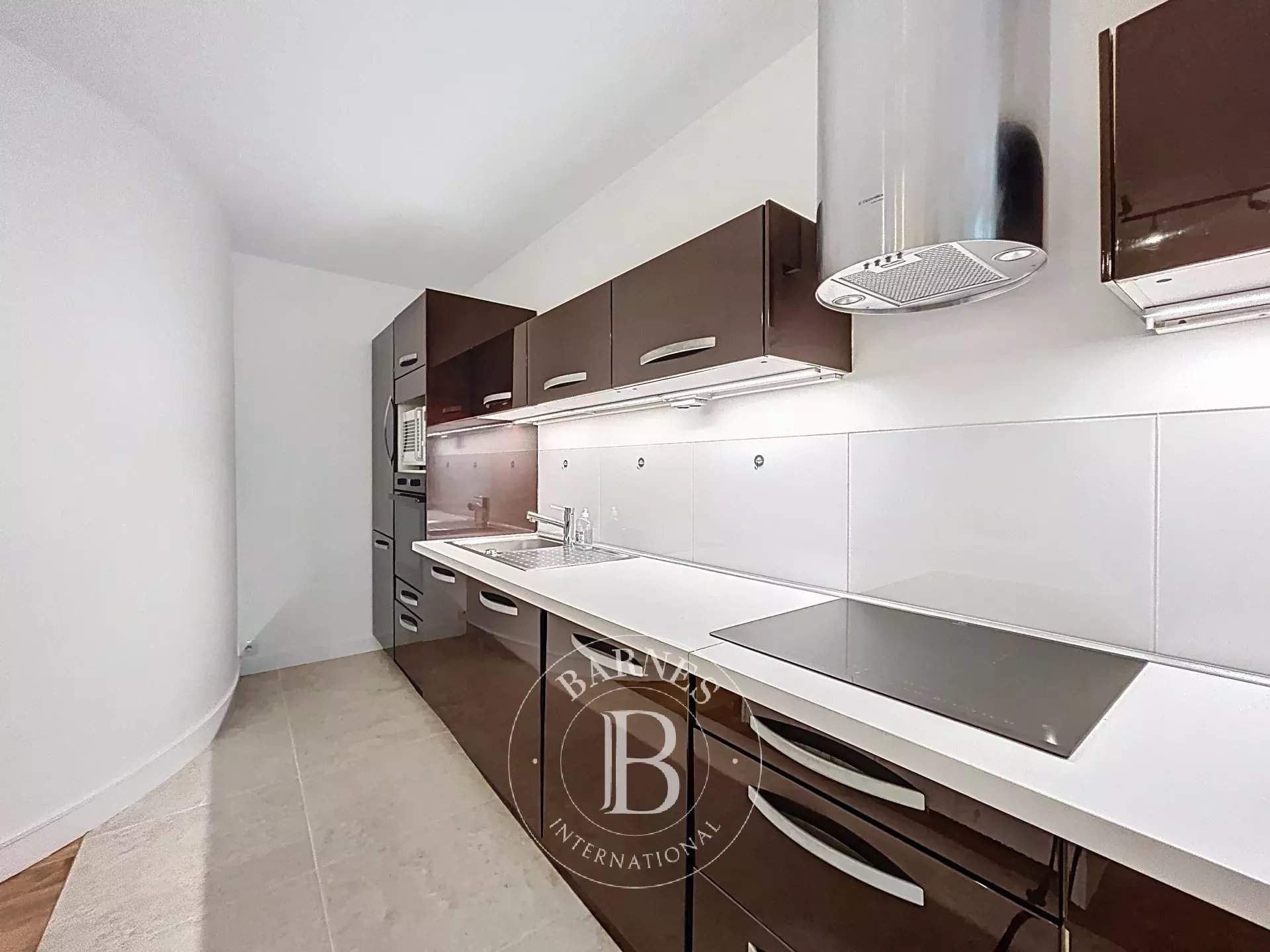 Neuilly-sur-Seine  - Piso 3 Cuartos 2 Habitaciones - picture 3