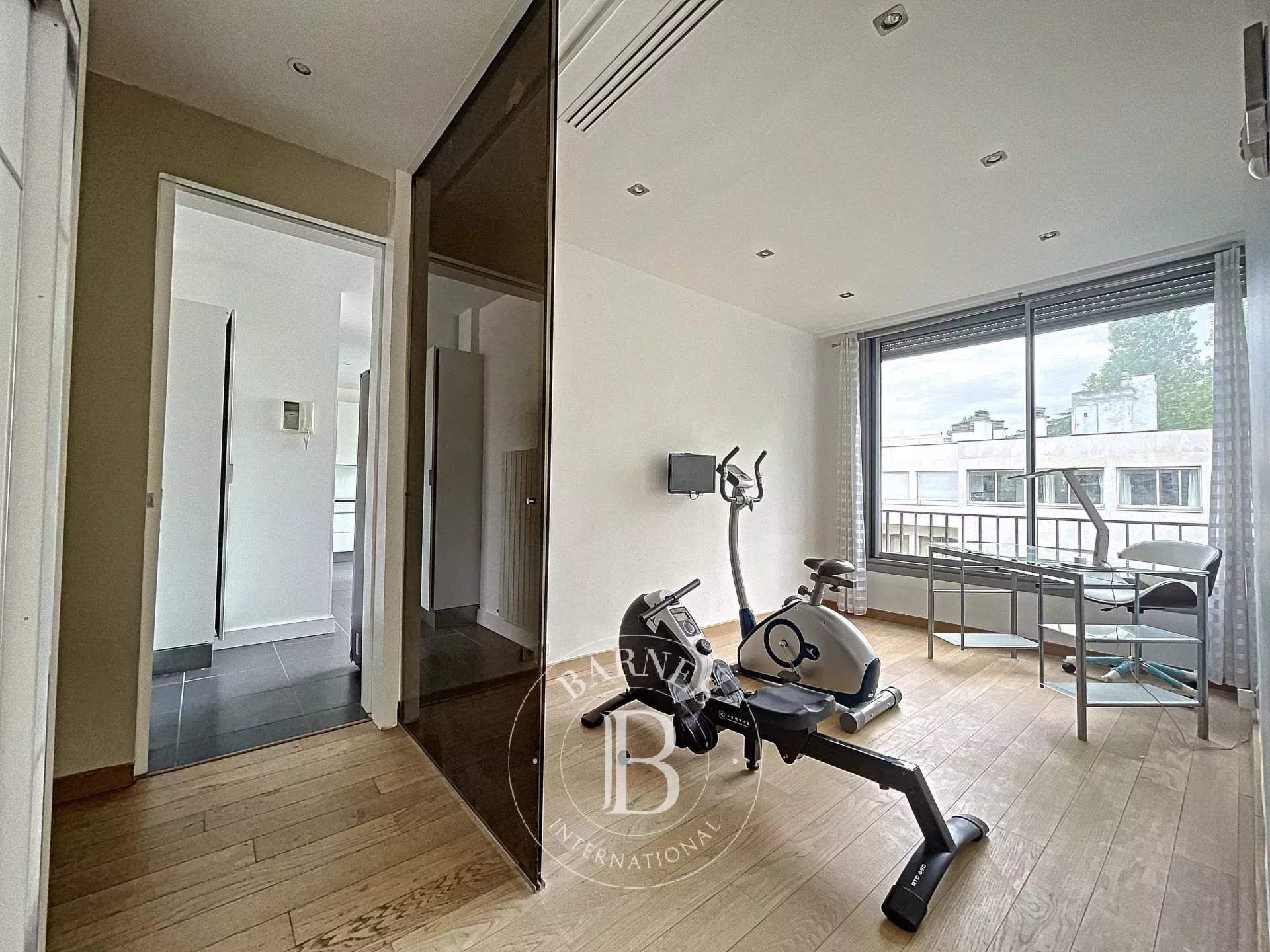 Neuilly-sur-Seine  - Apartment 5 Bedrooms - picture 10
