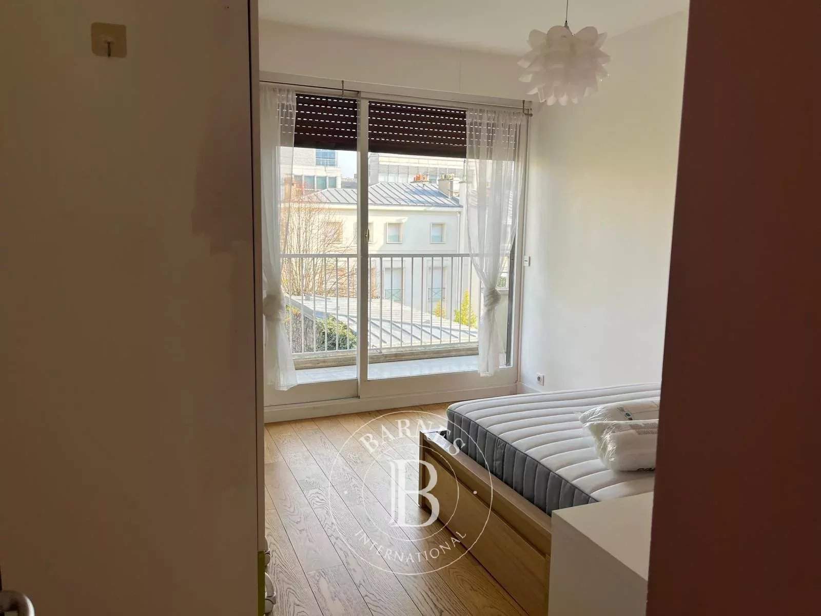 Neuilly-sur-Seine  - Piso 3 Cuartos 2 Habitaciones - picture 2