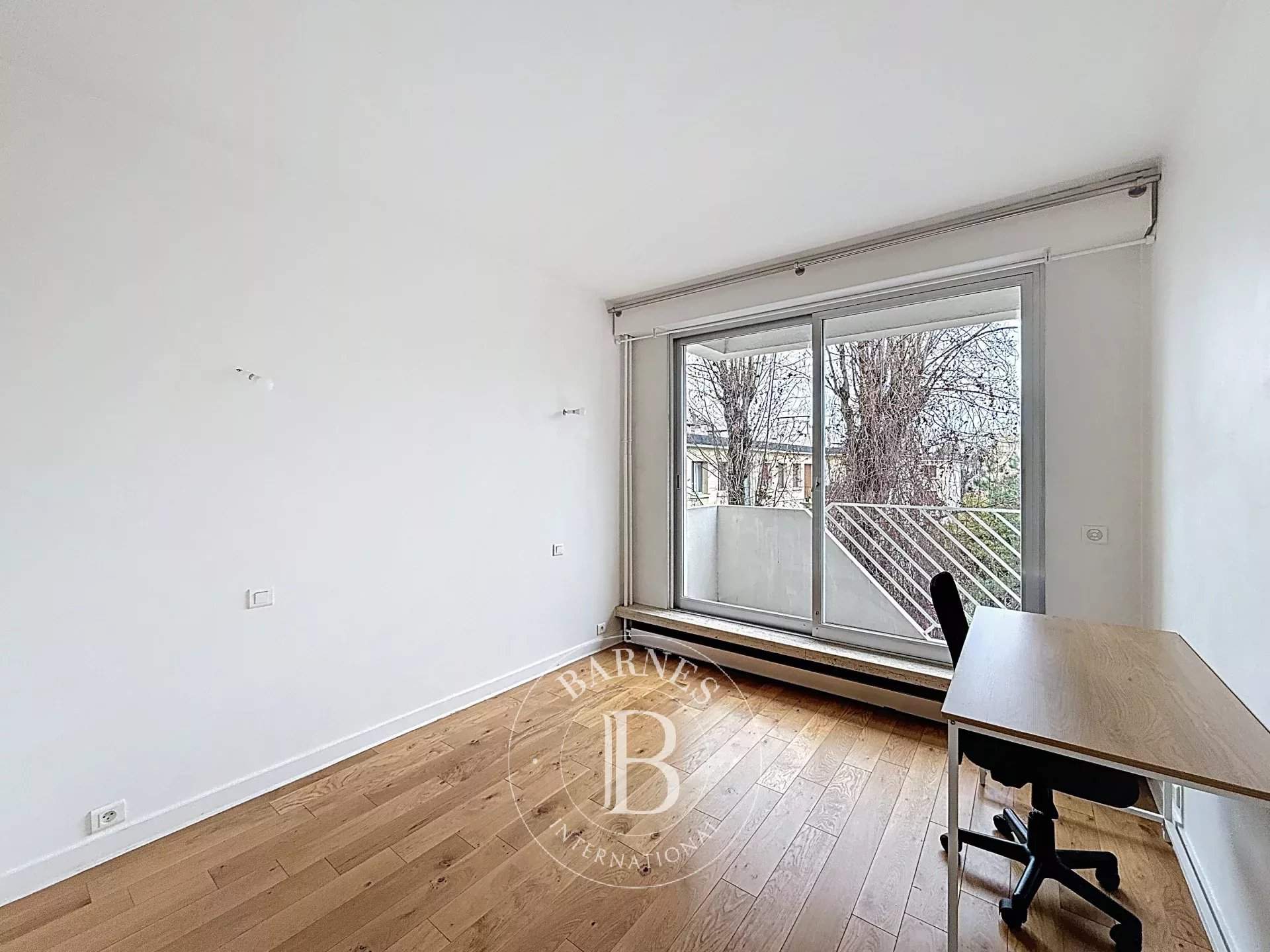 Neuilly-sur-Seine  - Apartment 2 Bedrooms - picture 9