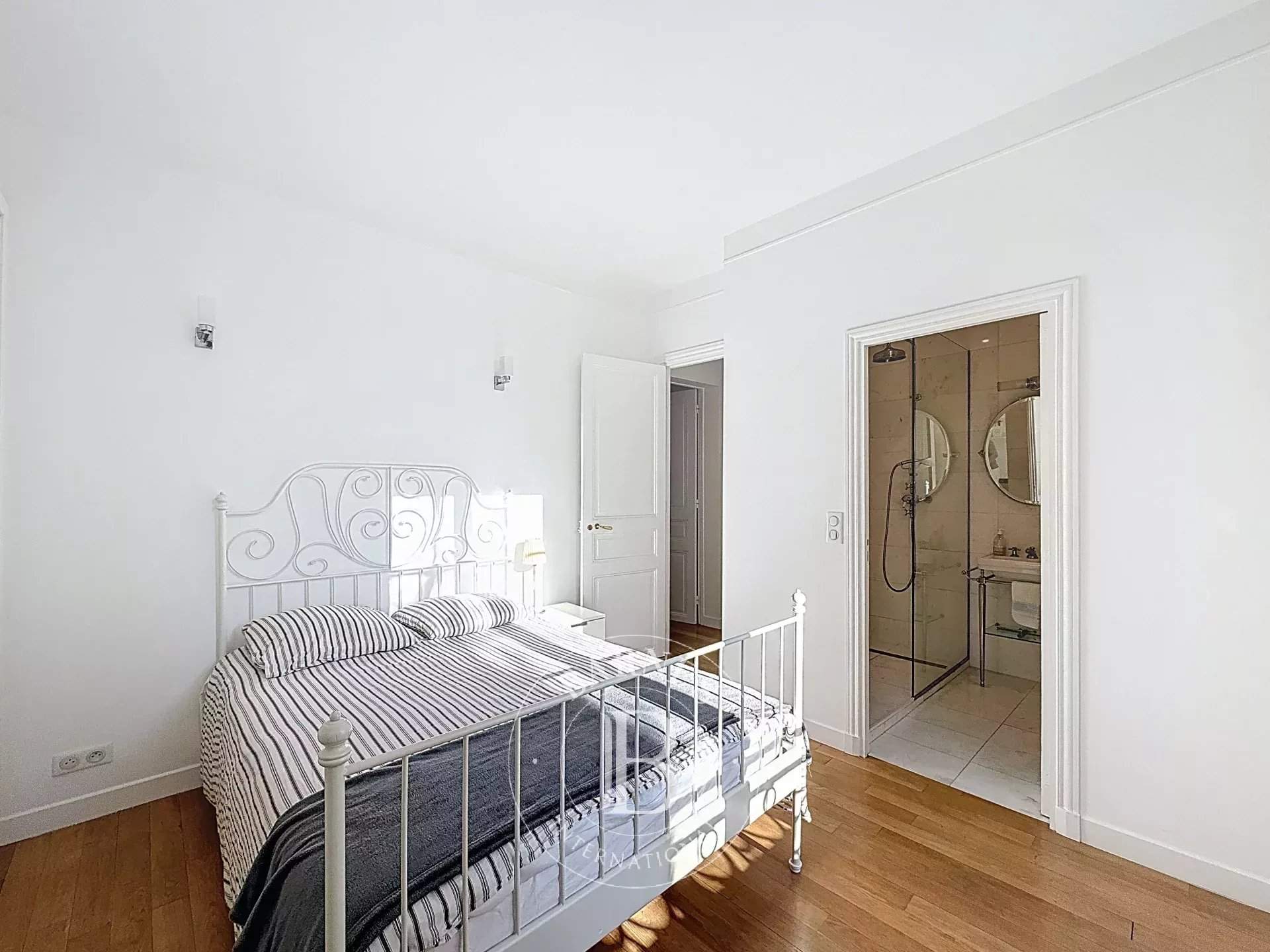 Neuilly-sur-Seine  - Casa 9 Cuartos 5 Habitaciones - picture 17